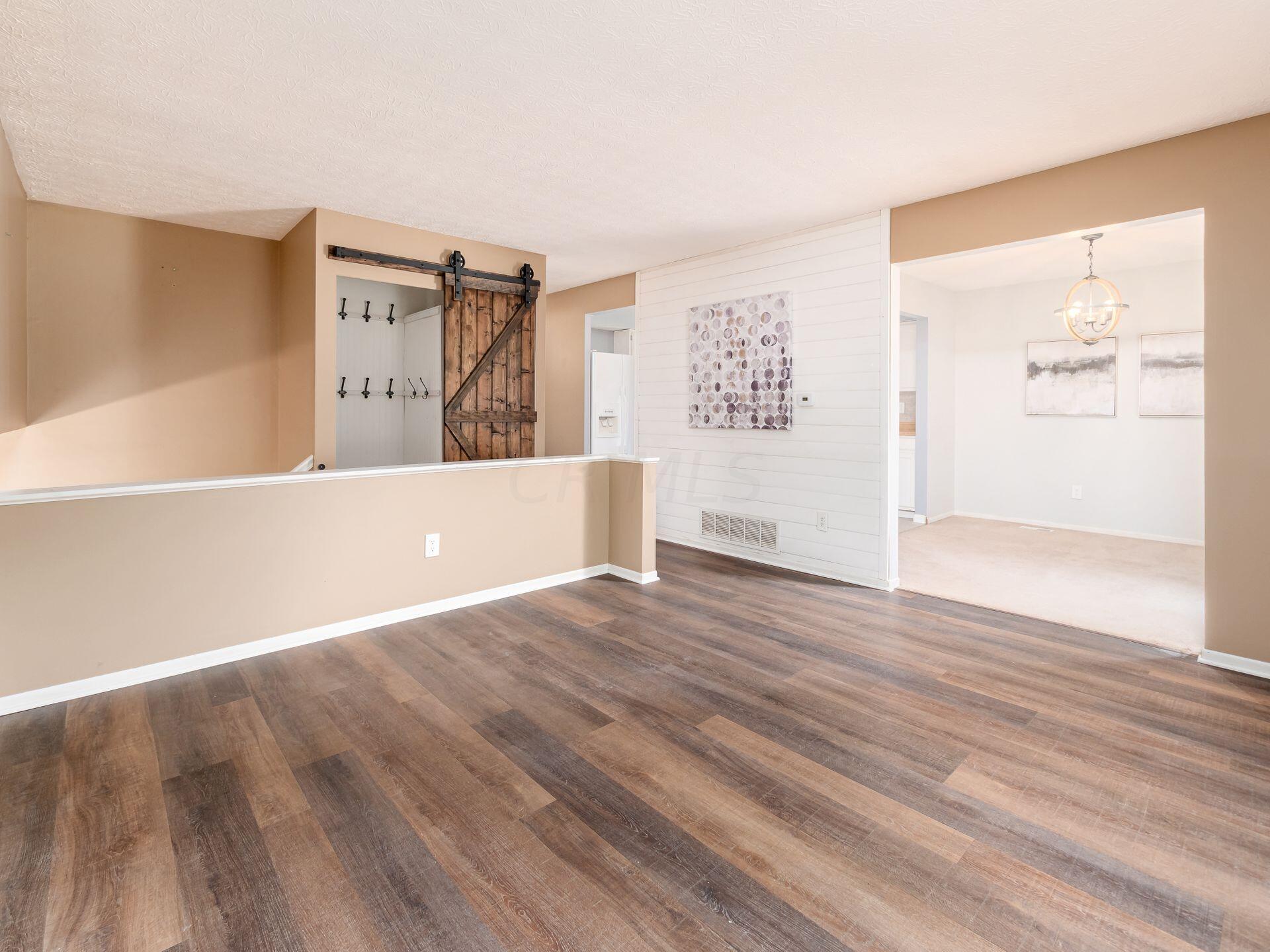 1905 High Ridge Place