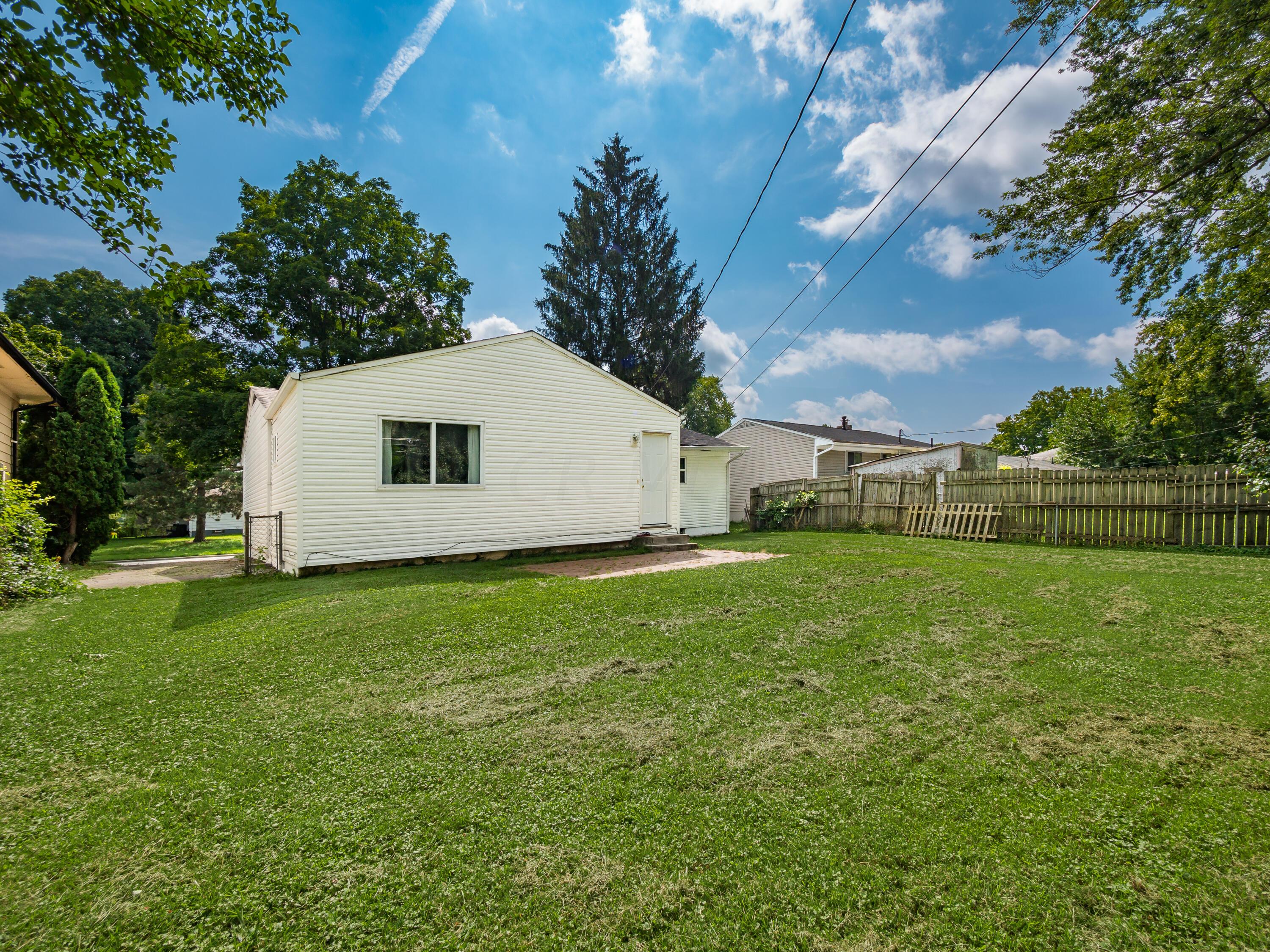 2829 Fleet Road