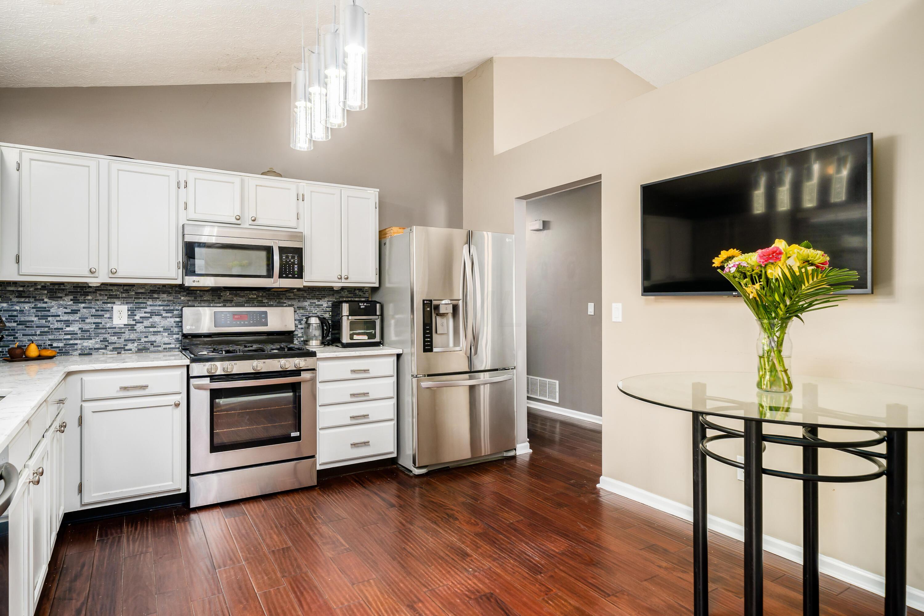 9091 Longstone Drive