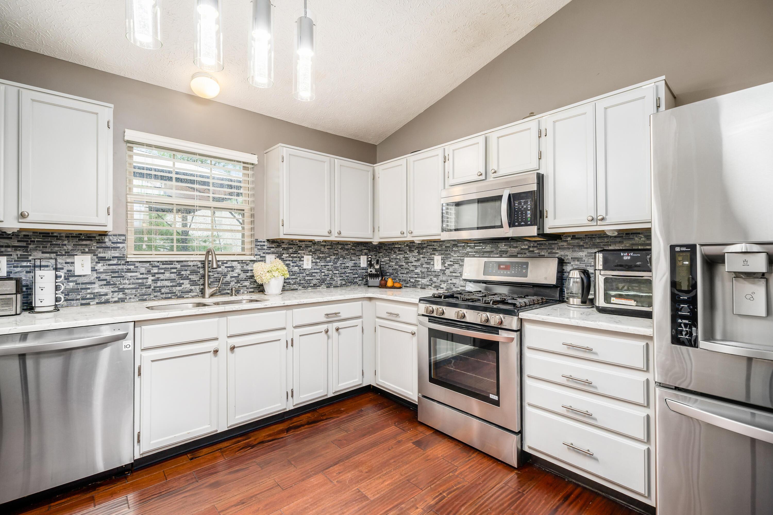9091 Longstone Drive