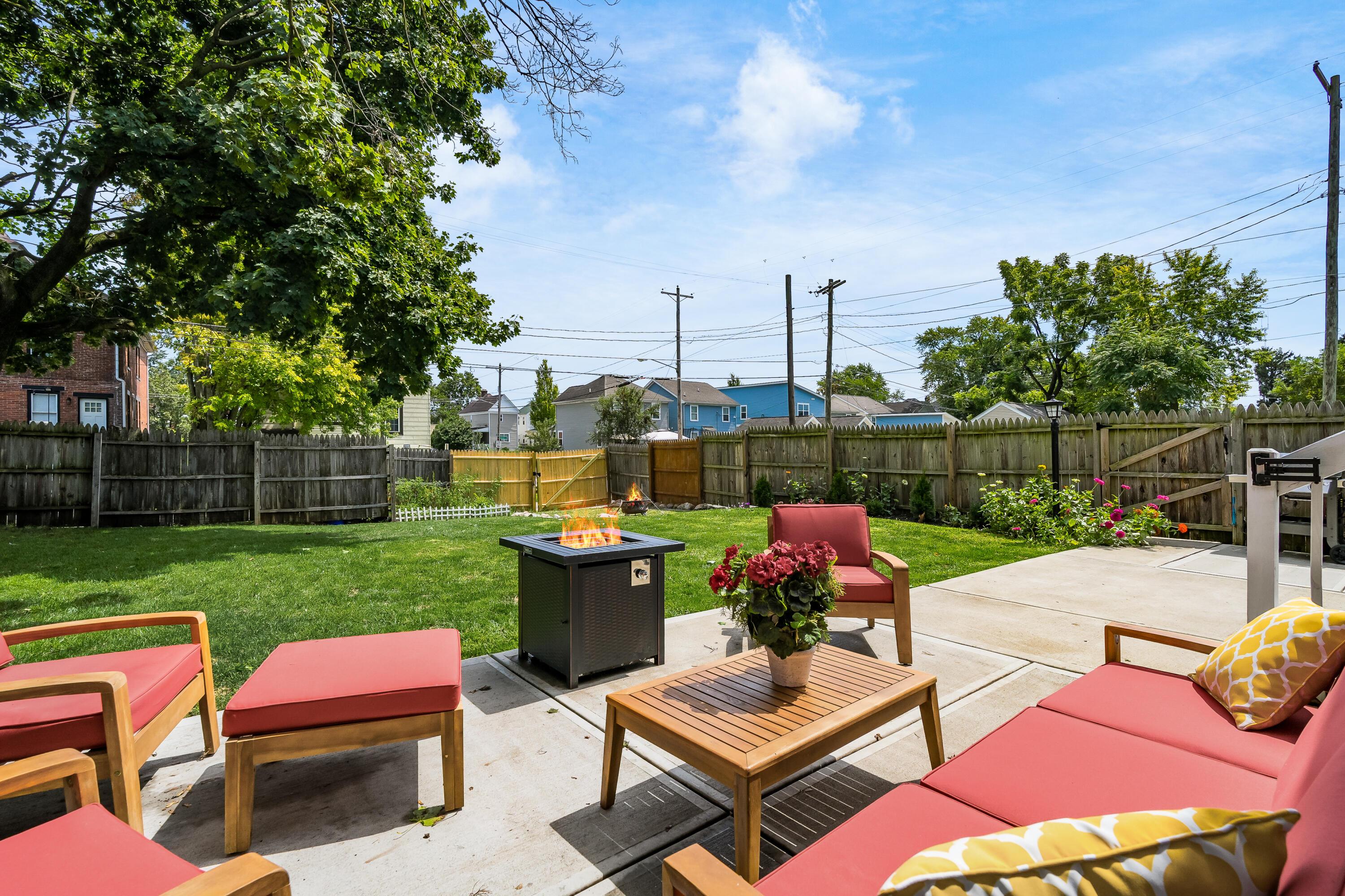 222 S Cypress Avenue