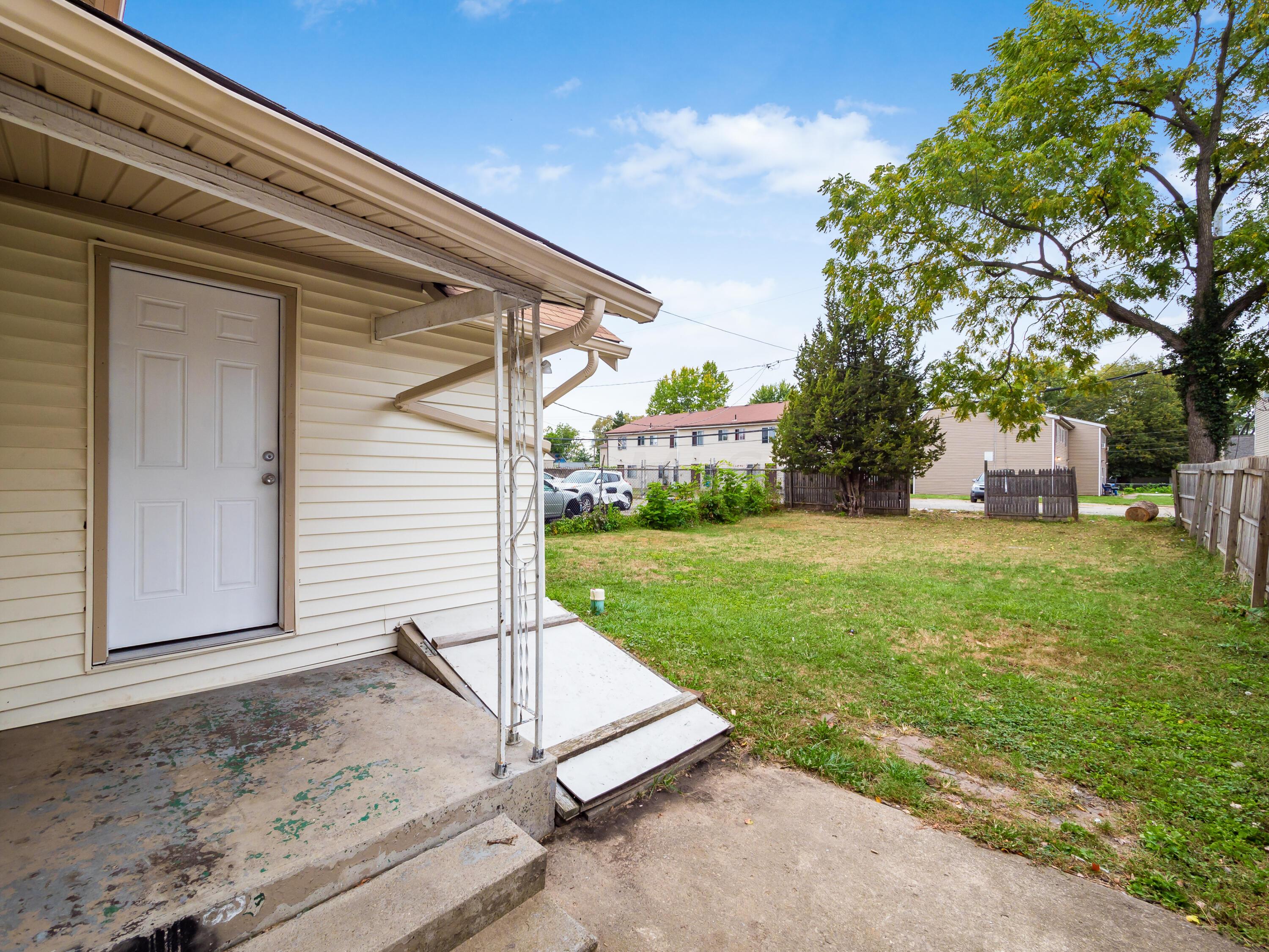 2186 Springmont Avenue