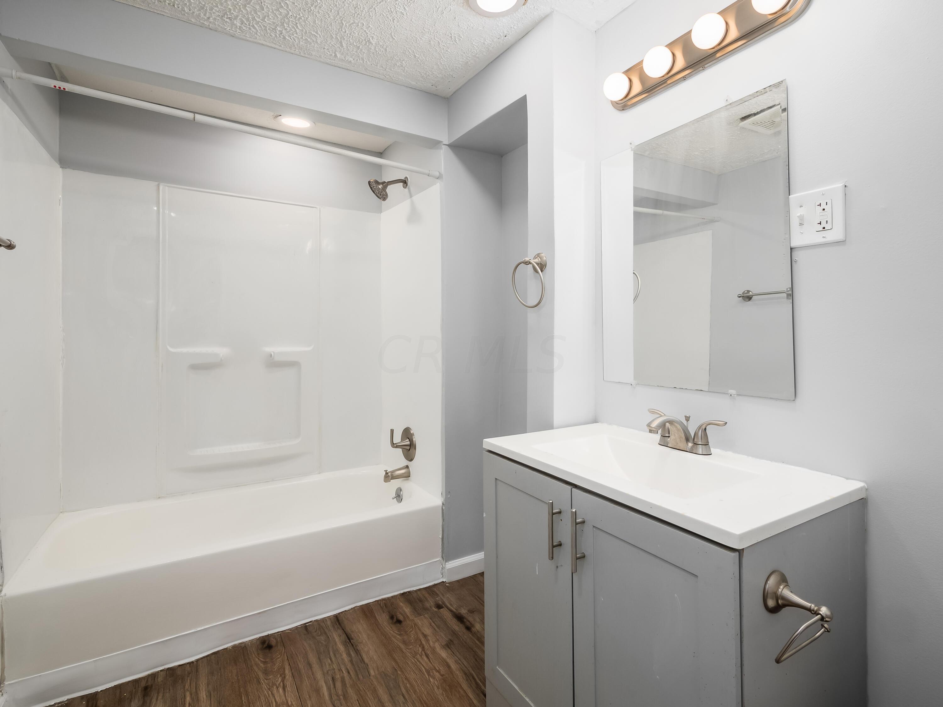 2186 Springmont Avenue