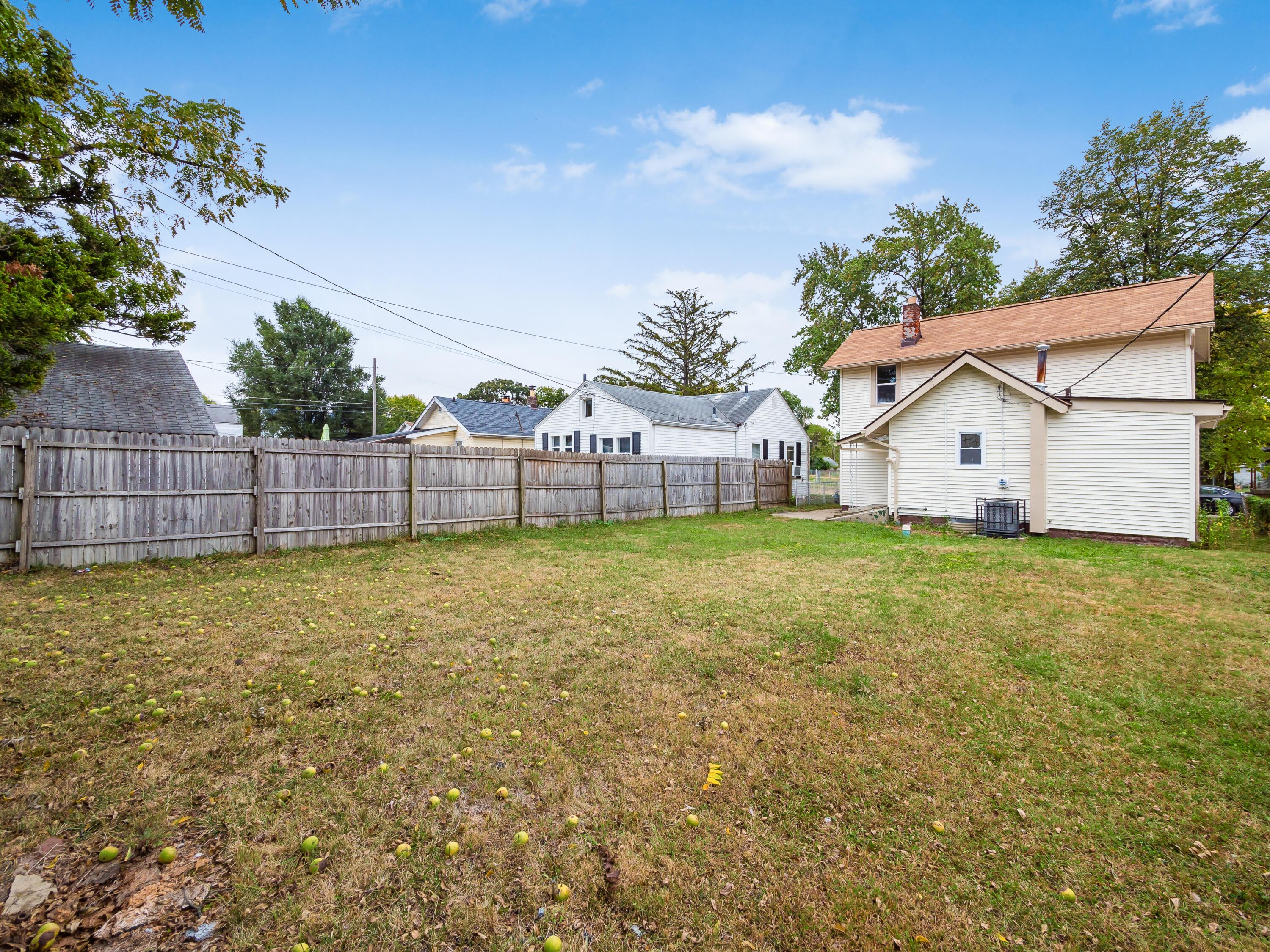 2186 Springmont Avenue