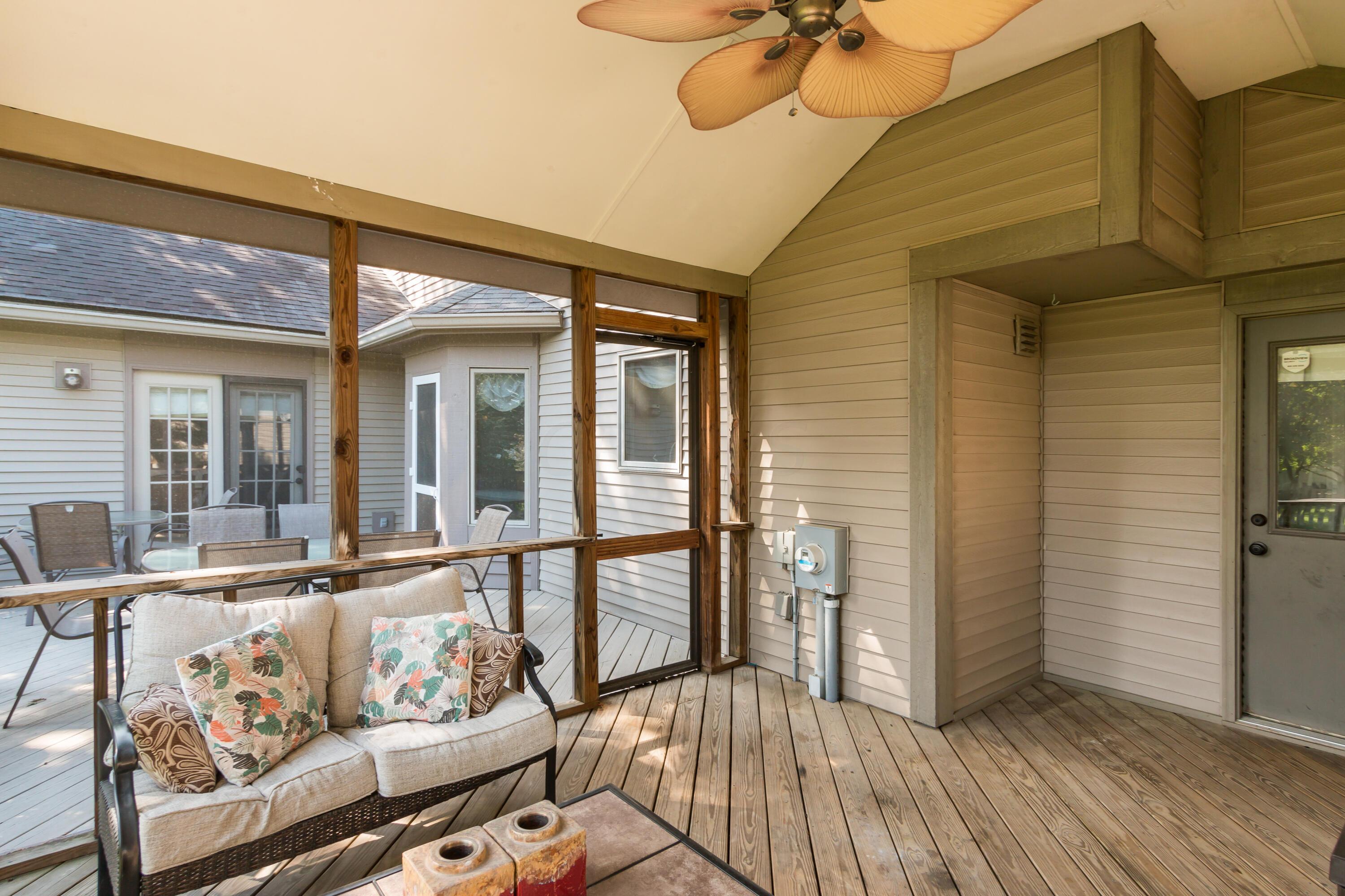 264 Briarbend Boulevard