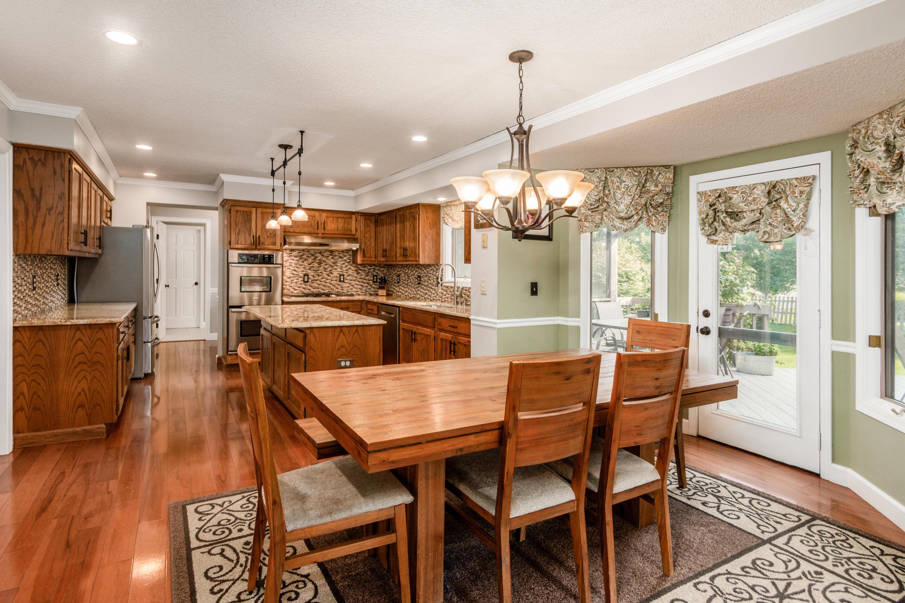 264 Briarbend Boulevard