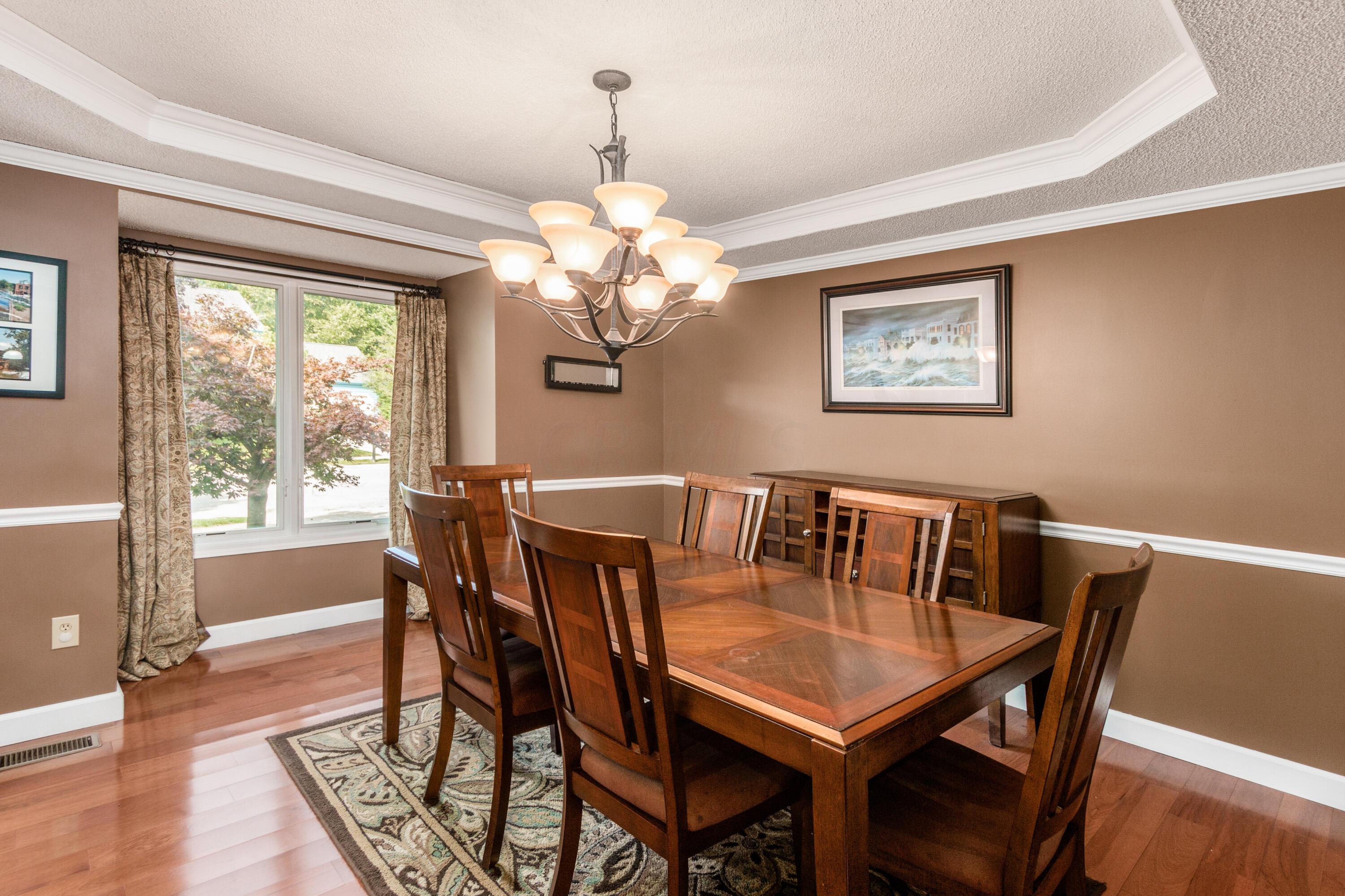 264 Briarbend Boulevard