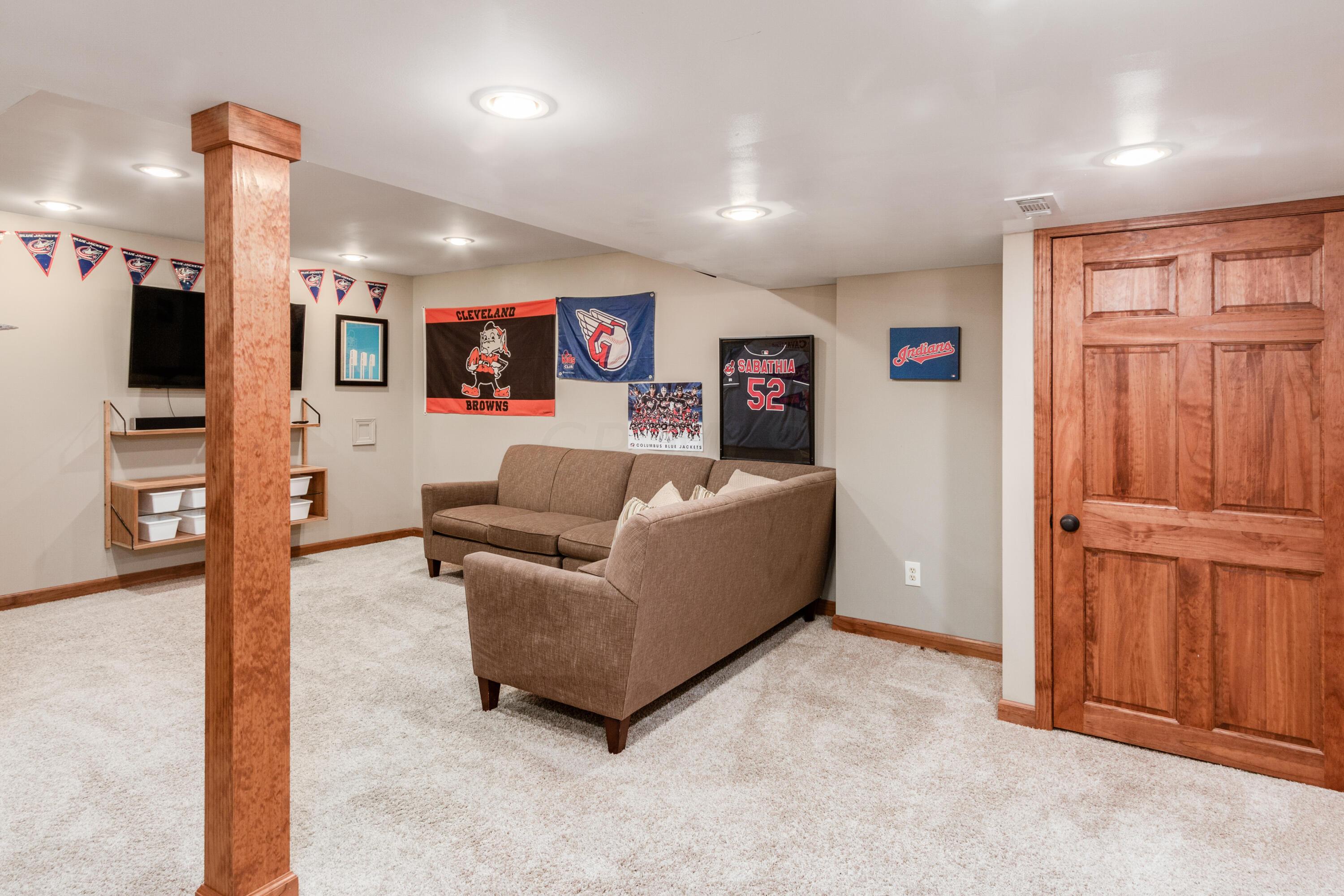 264 Briarbend Boulevard