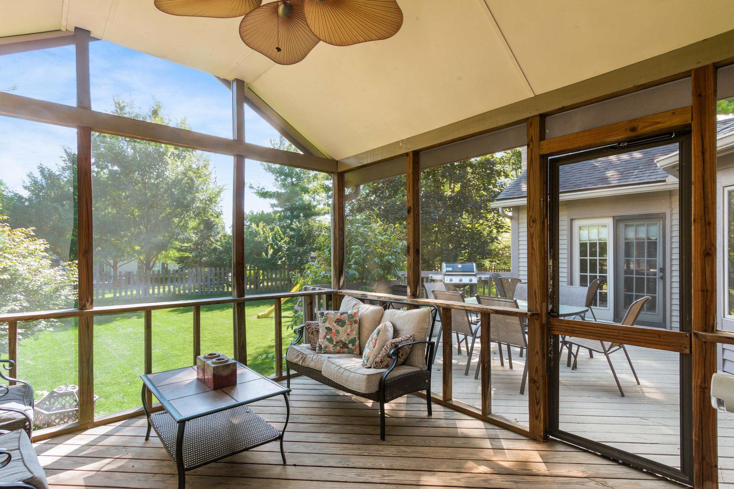 264 Briarbend Boulevard