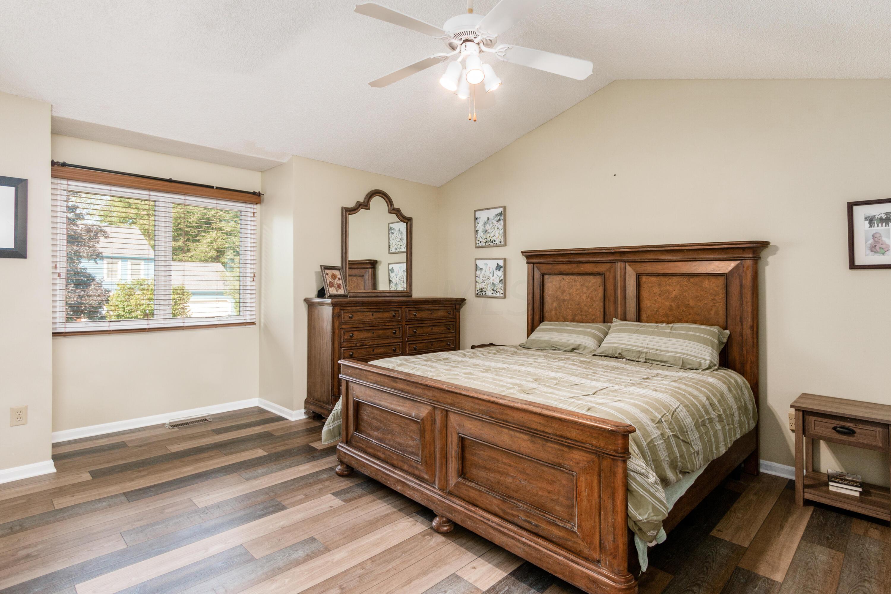 264 Briarbend Boulevard