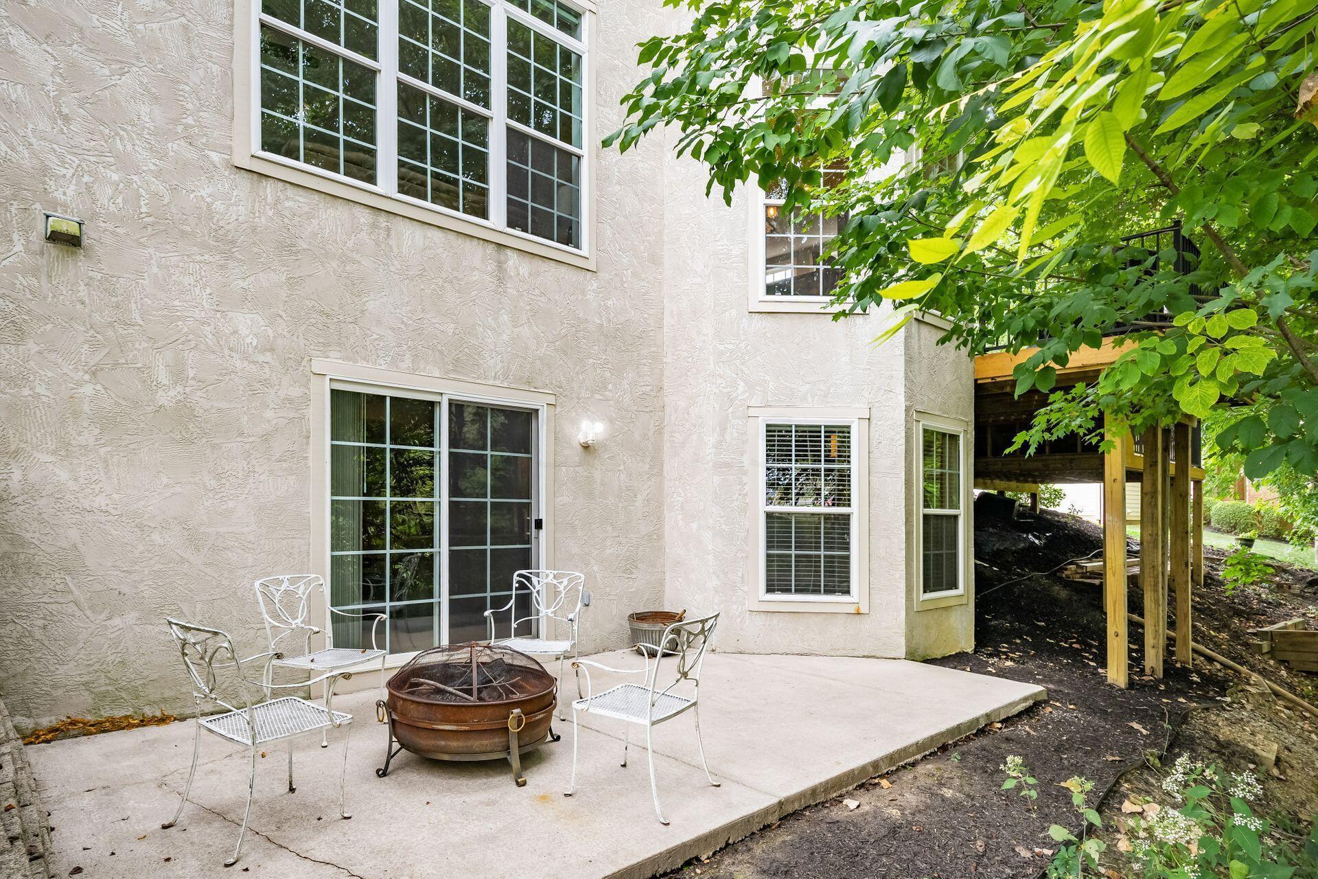 5135 Manor Ridge Court