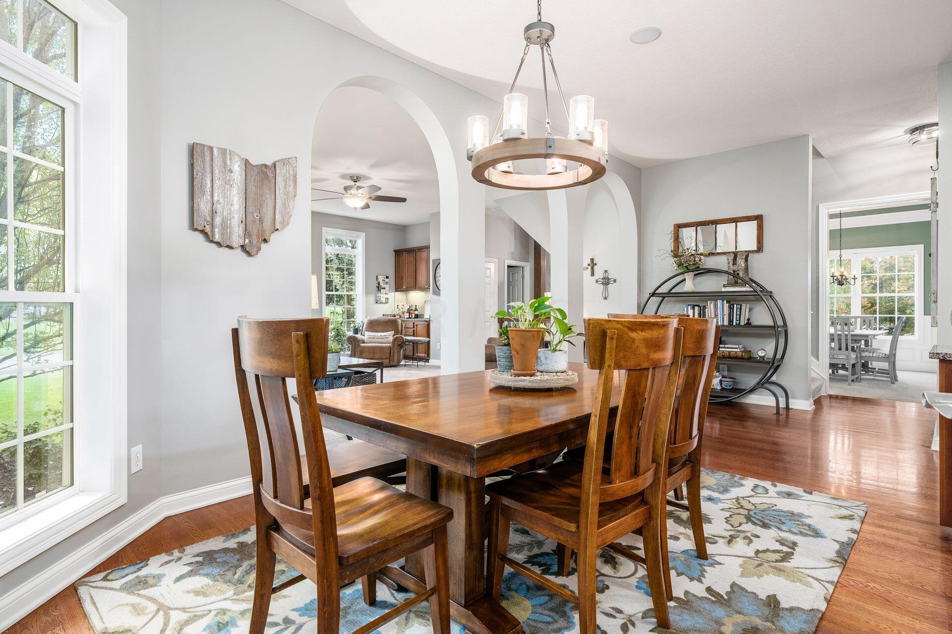 5135 Manor Ridge Court
