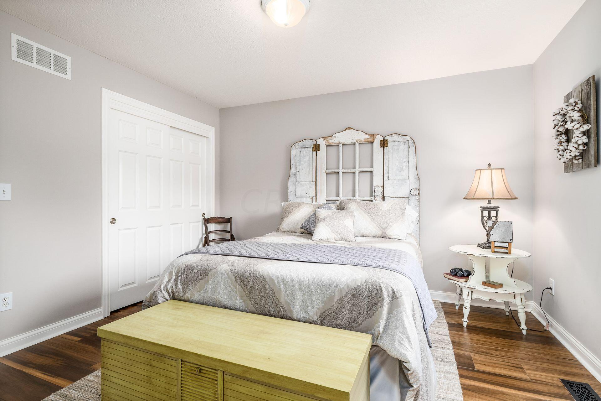 5135 Manor Ridge Court