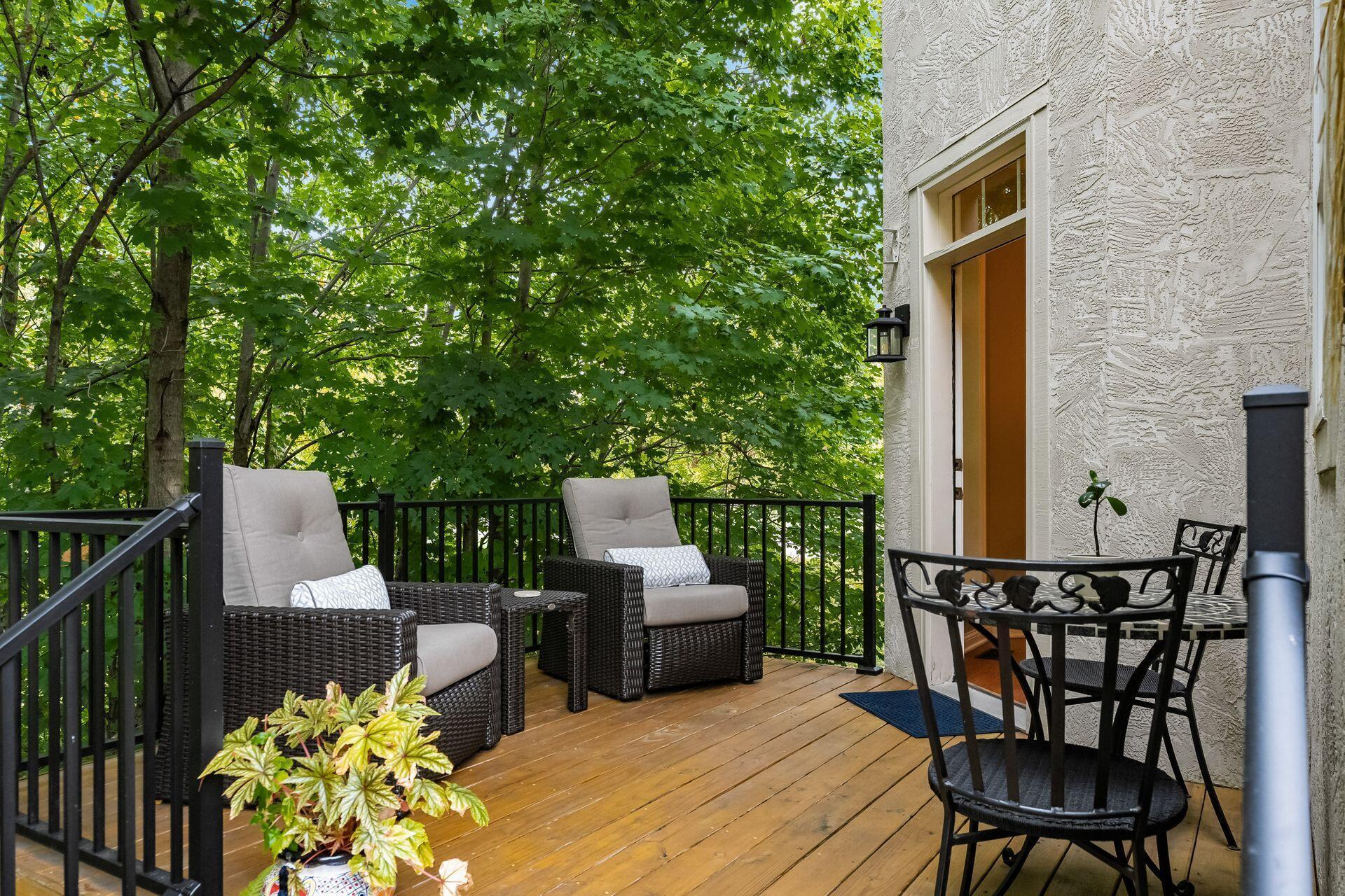 5135 Manor Ridge Court
