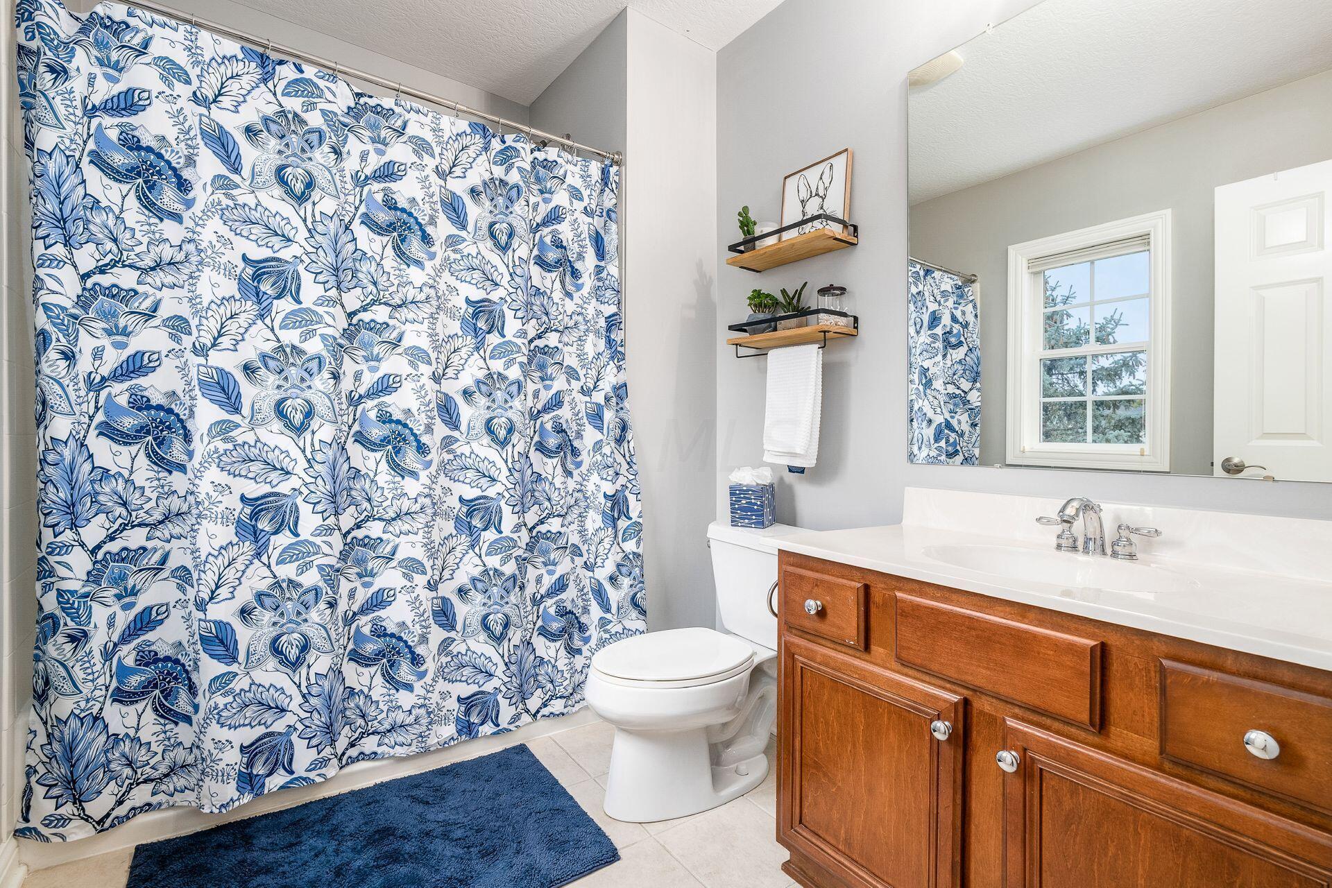 5135 Manor Ridge Court