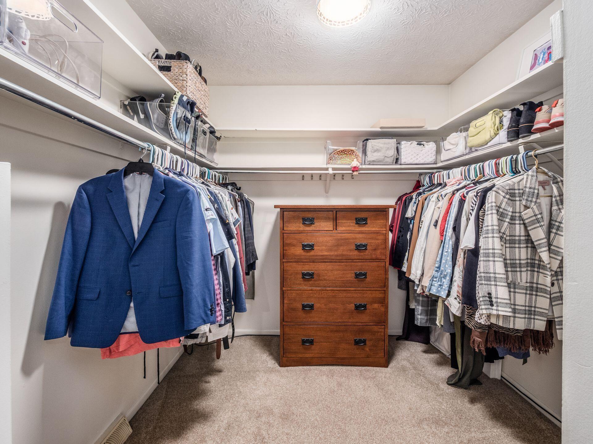1109 Cross Country Drive