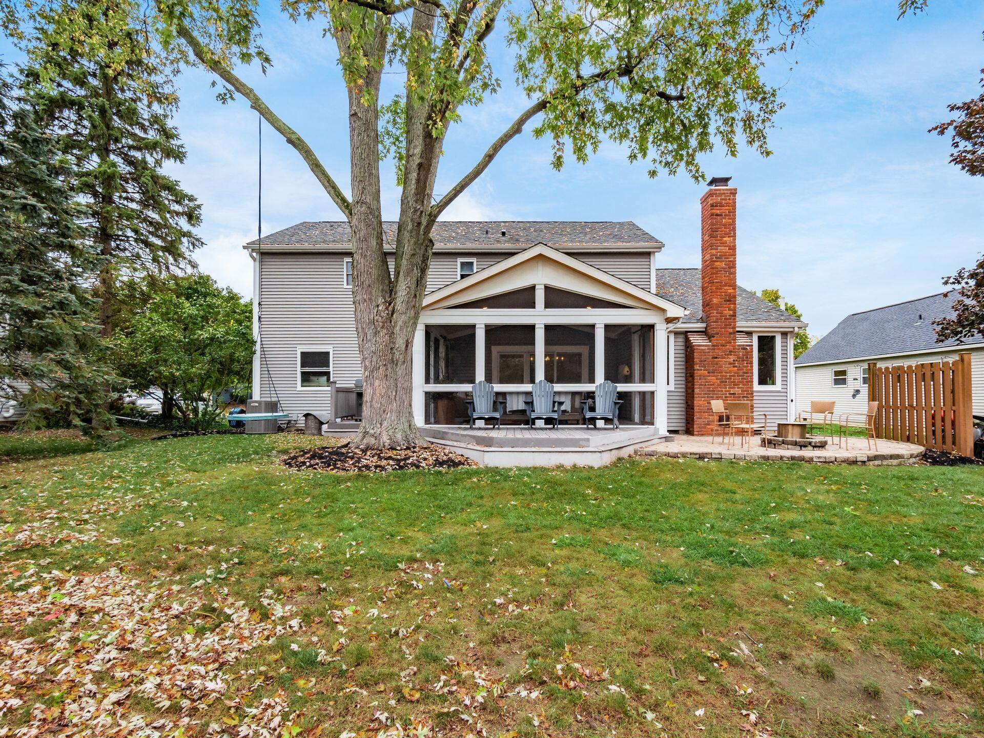 1109 Cross Country Drive