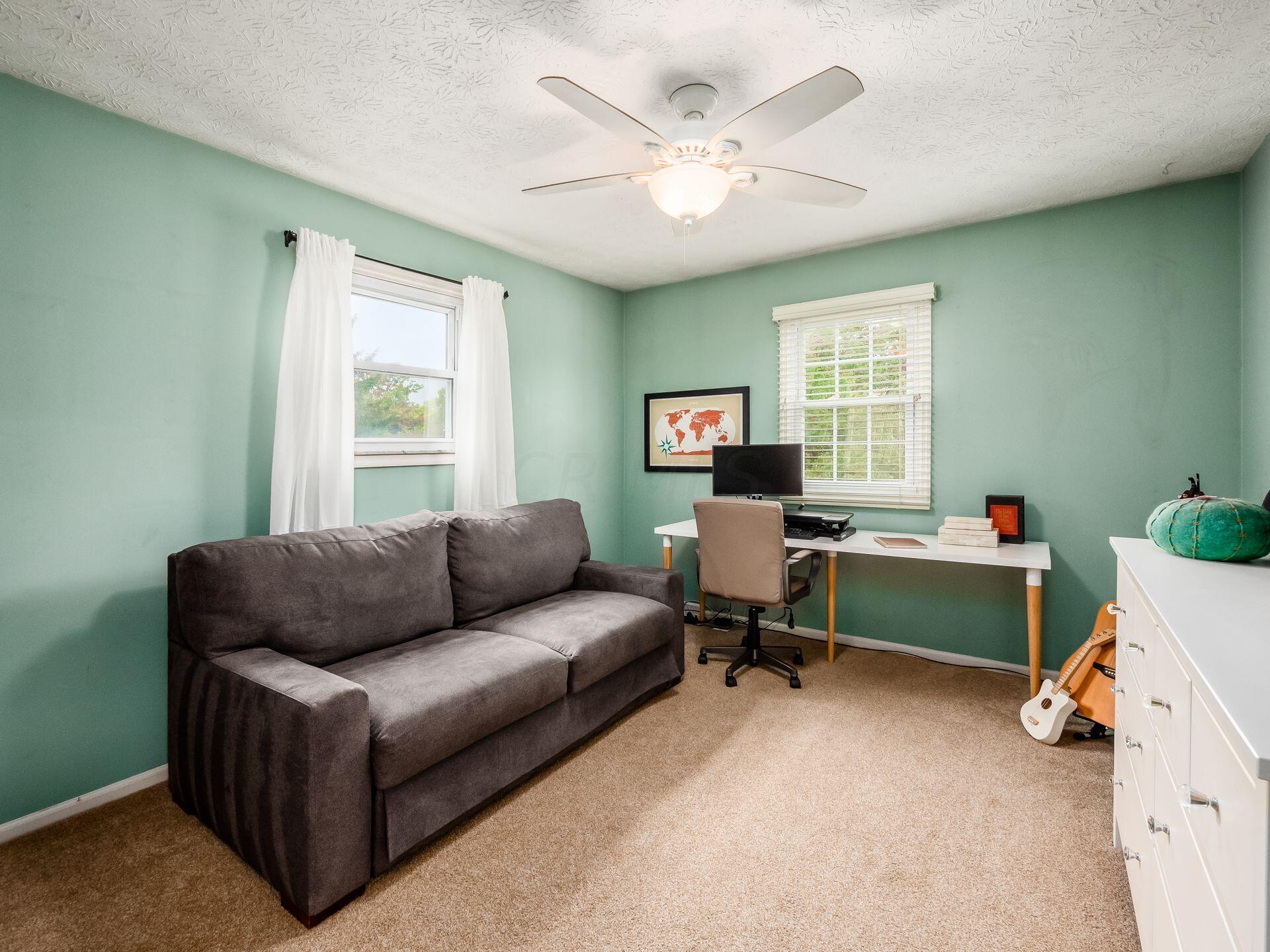 1109 Cross Country Drive