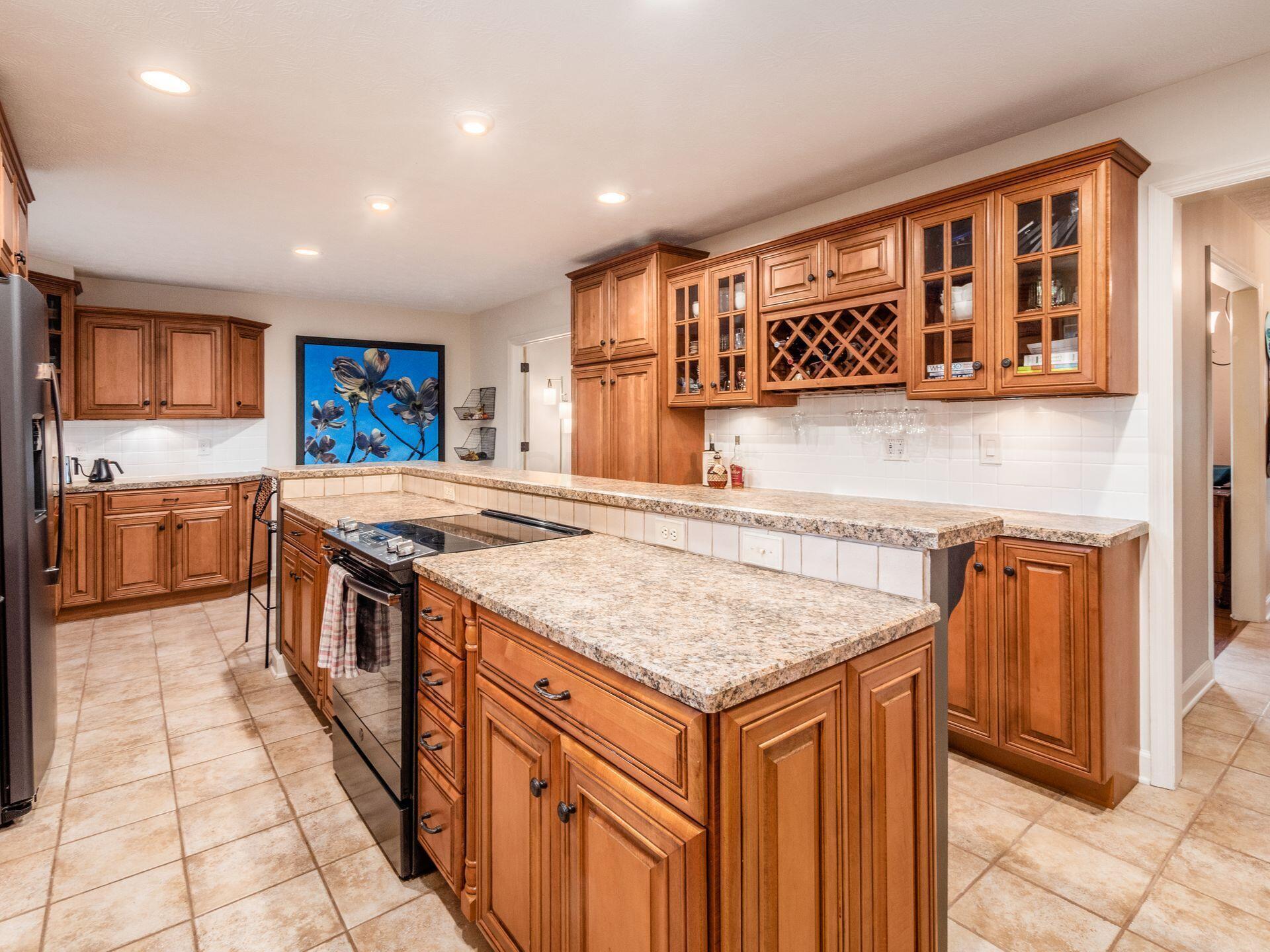 1109 Cross Country Drive