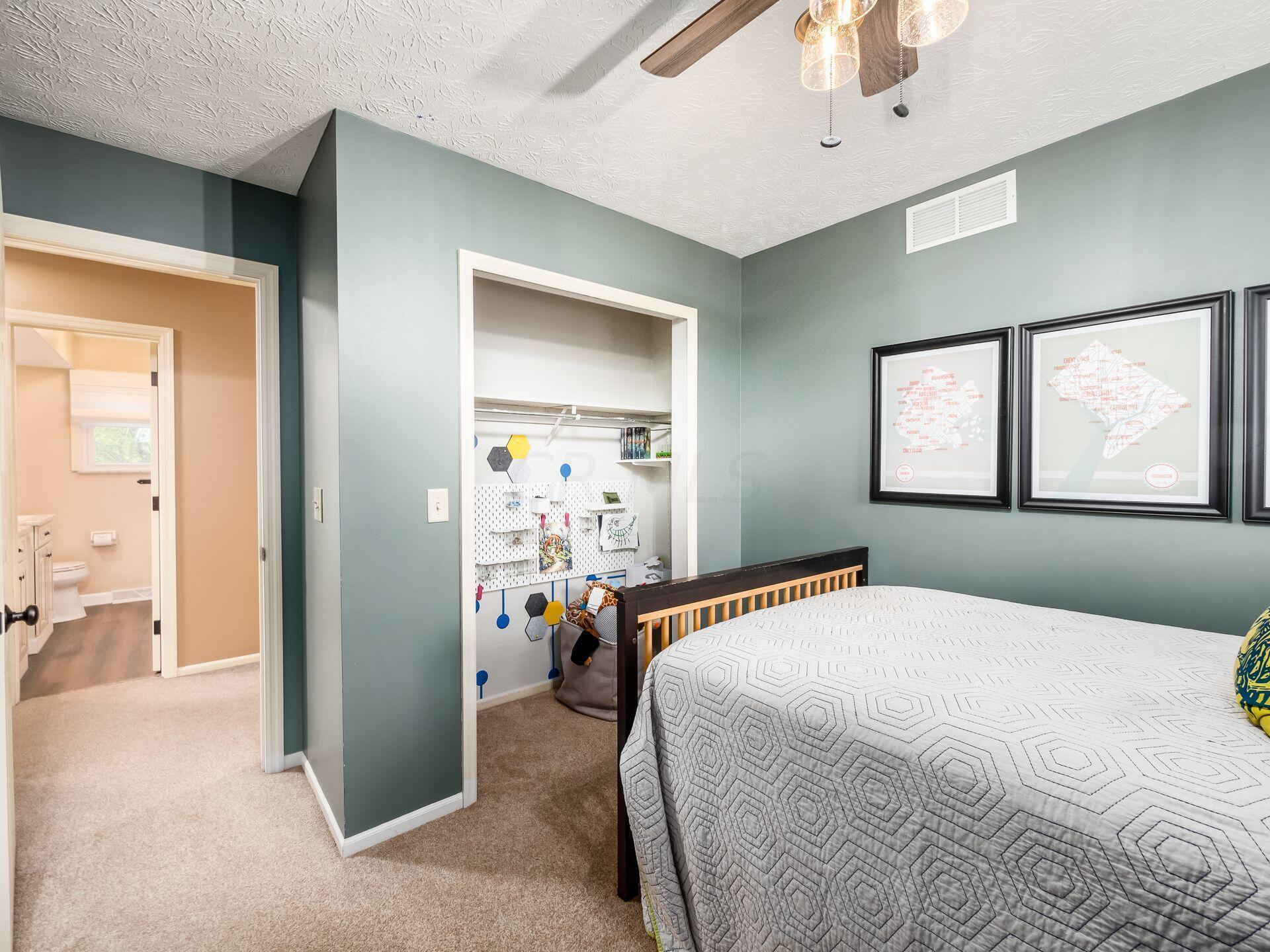 1109 Cross Country Drive