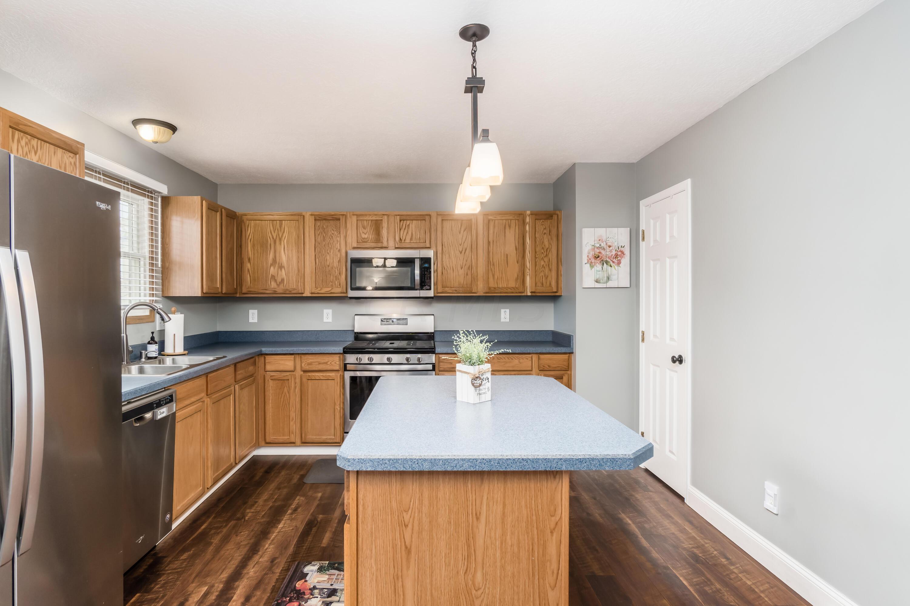 8595 Clover Glade Drive