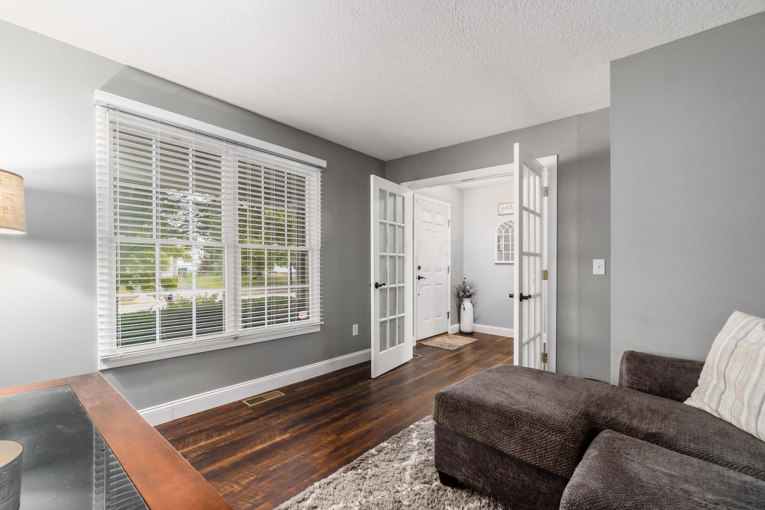 8595 Clover Glade Drive