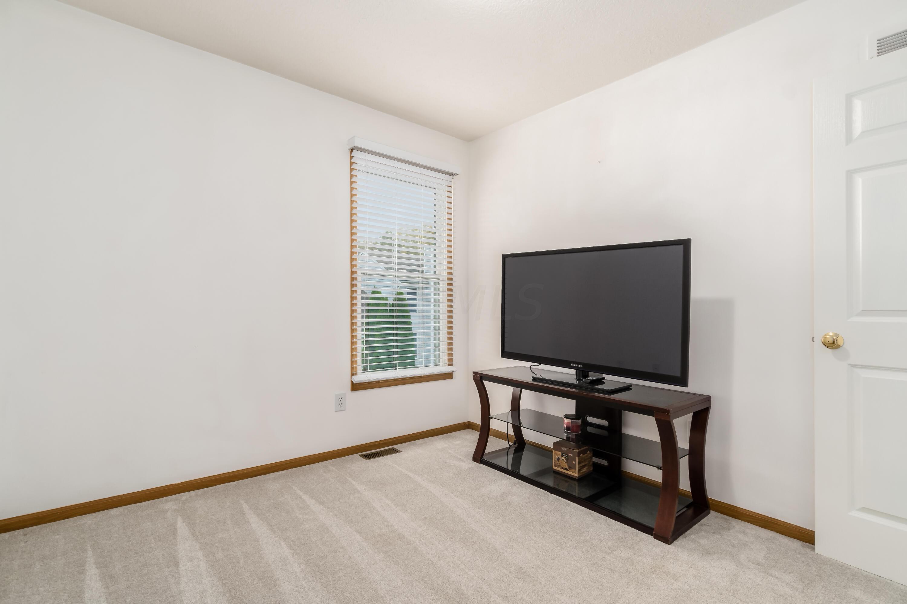 8595 Clover Glade Drive