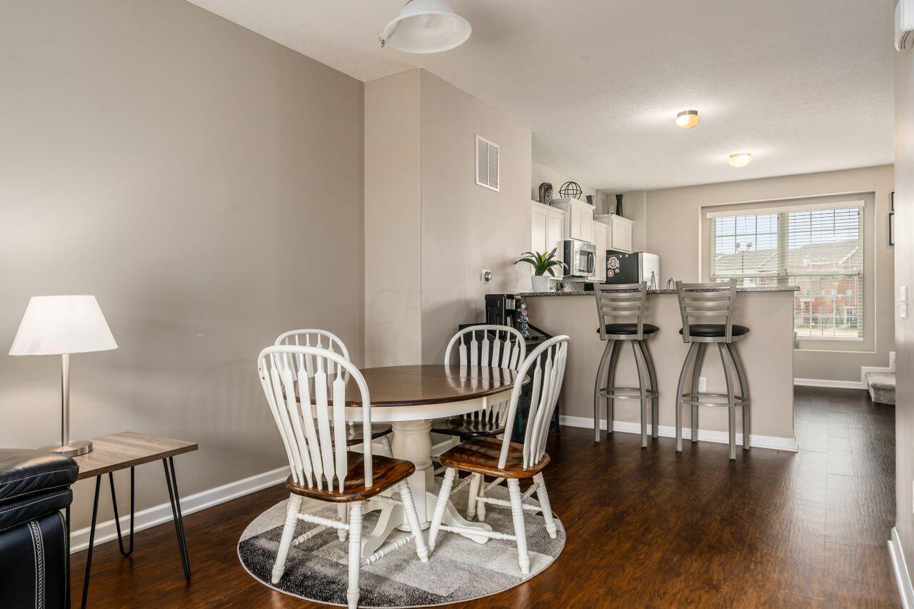 5766 Hayden Run Boulevard