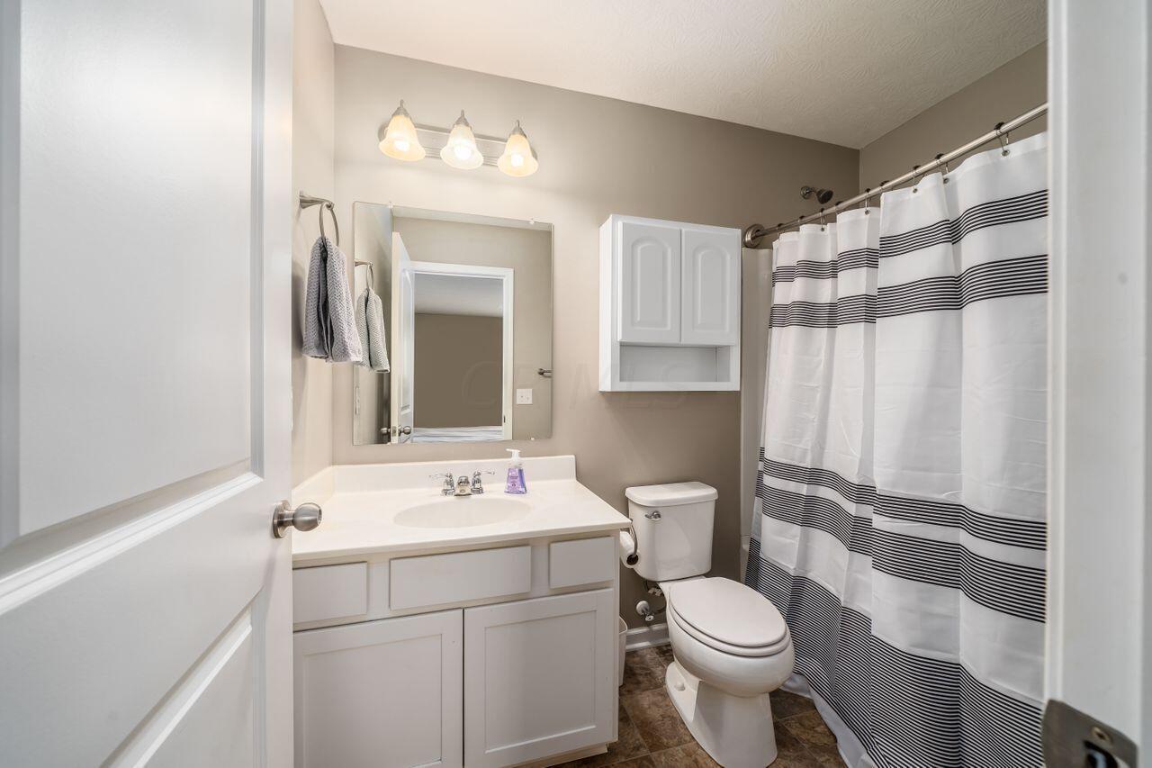 5766 Hayden Run Boulevard