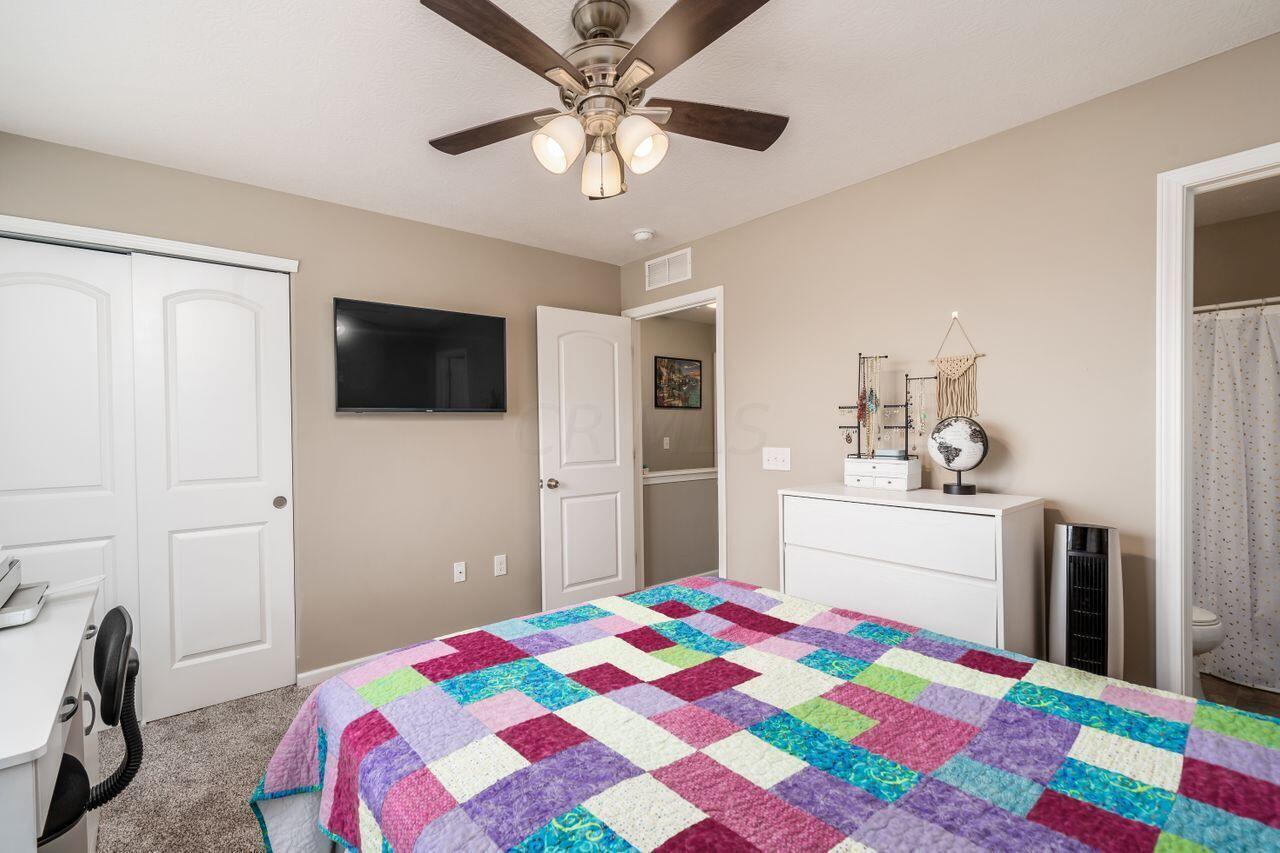 5766 Hayden Run Boulevard