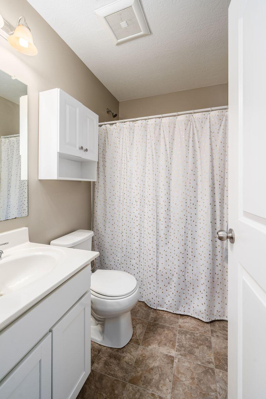 5766 Hayden Run Boulevard