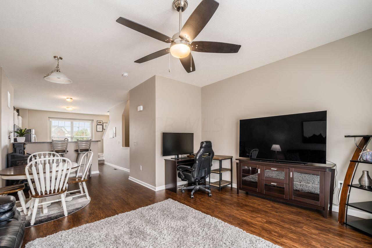 5766 Hayden Run Boulevard