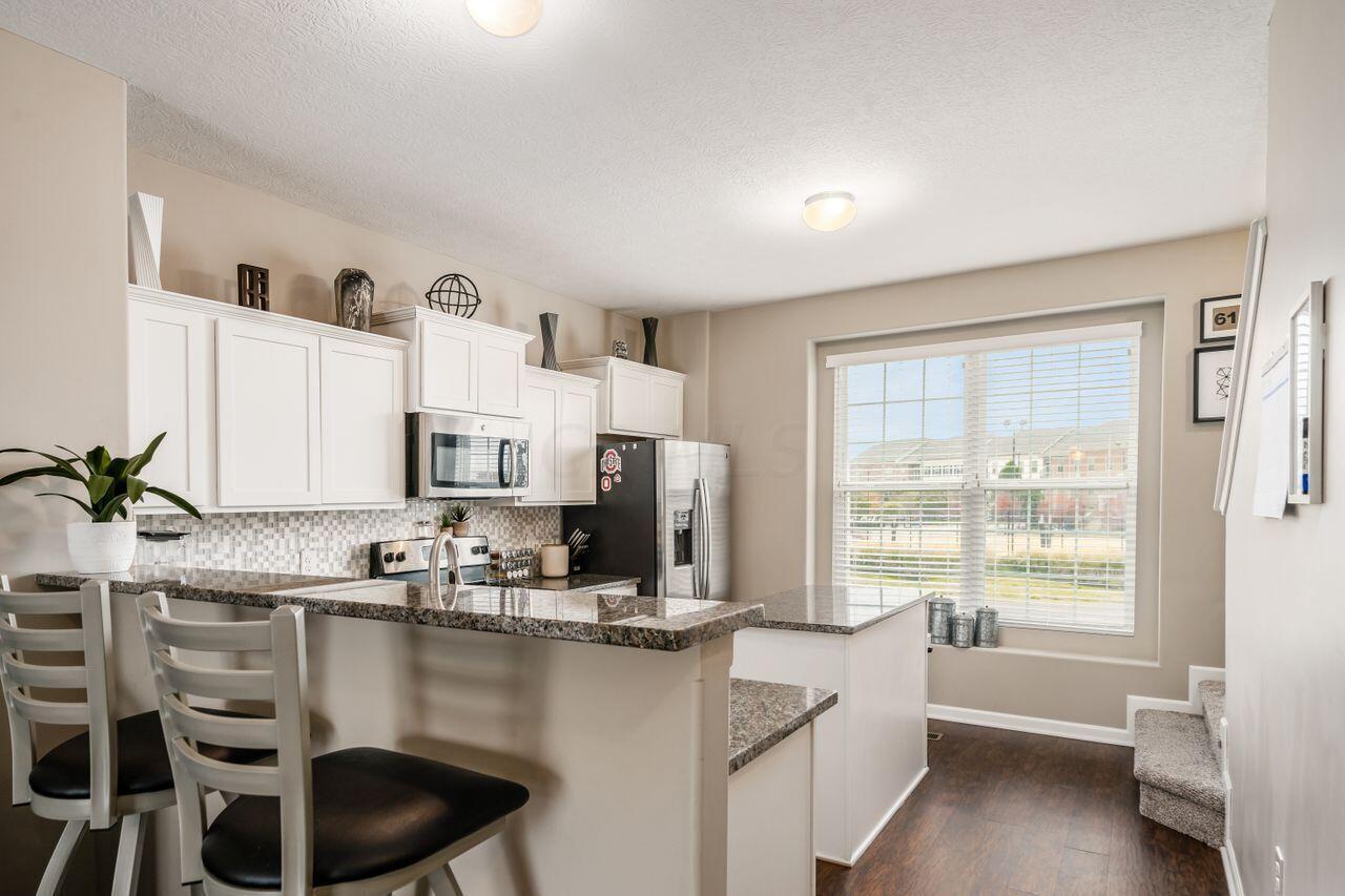 5766 Hayden Run Boulevard