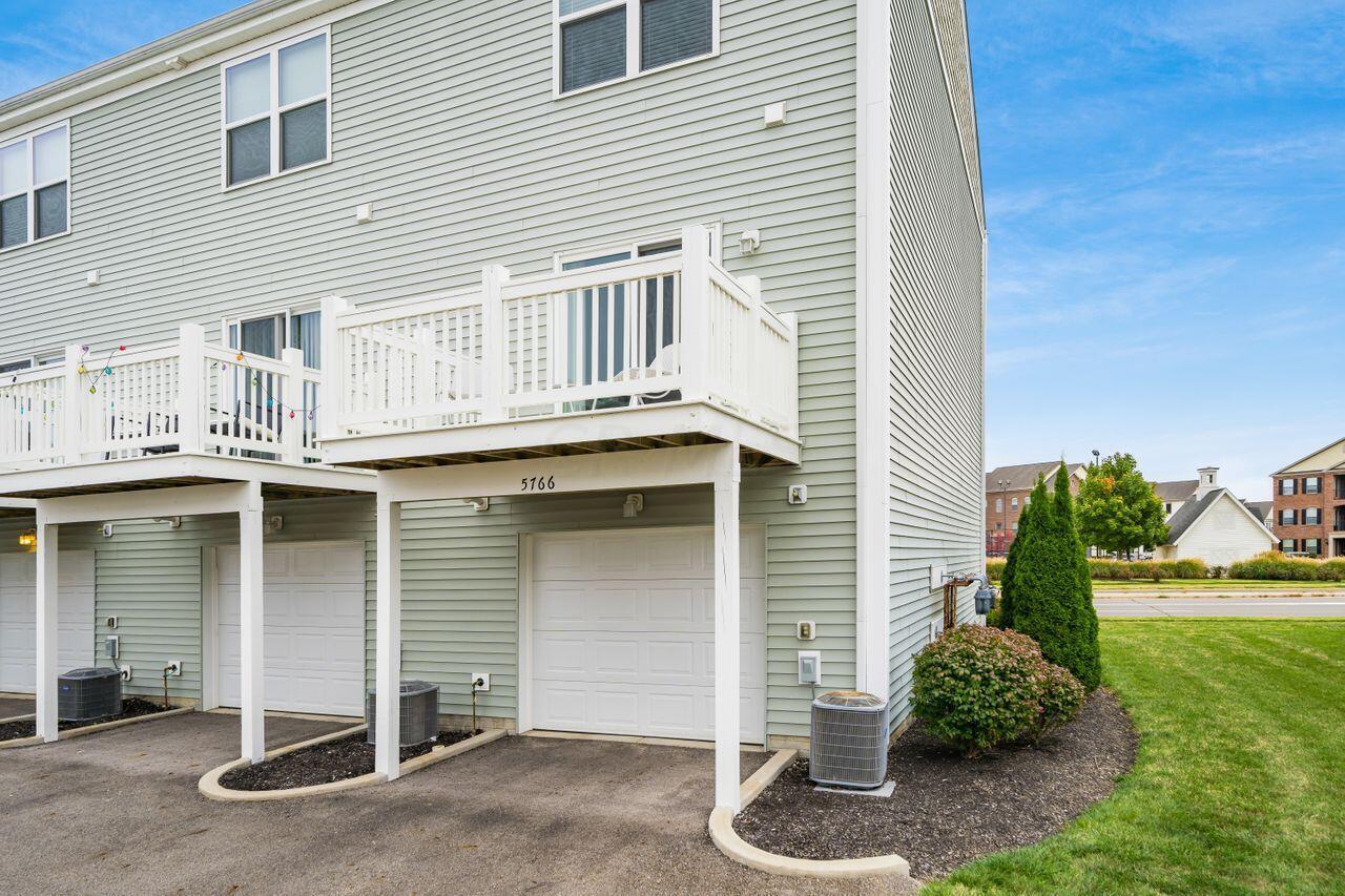 5766 Hayden Run Boulevard