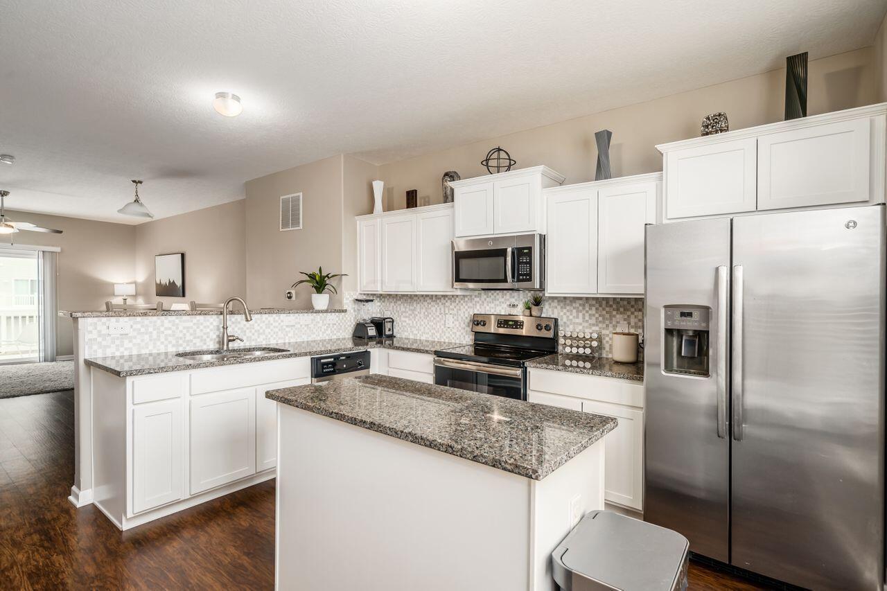 5766 Hayden Run Boulevard