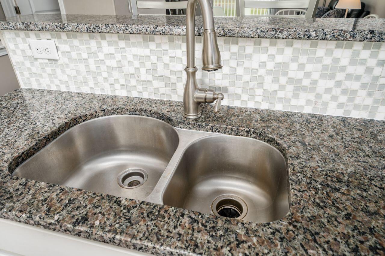 5766 Hayden Run Boulevard