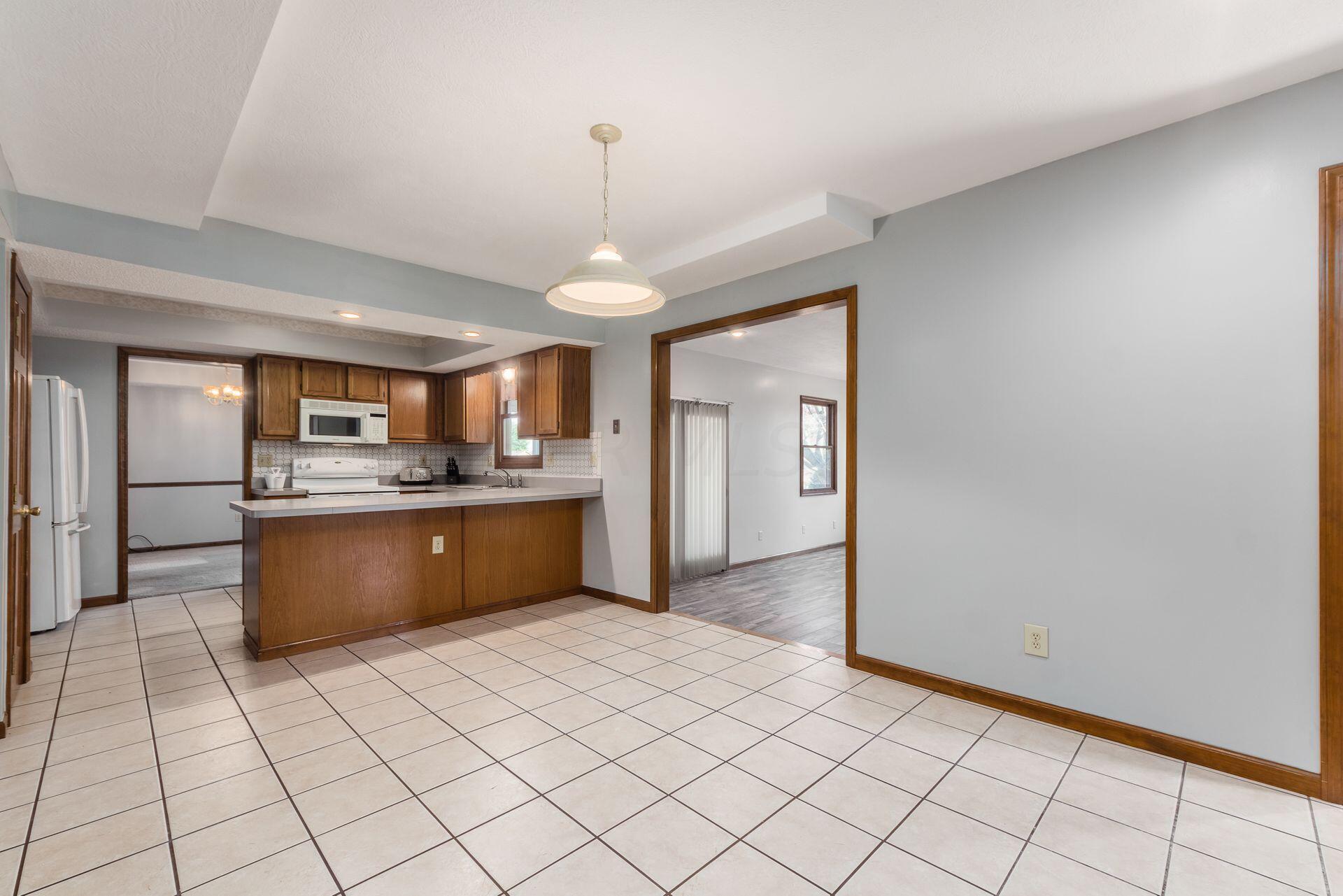 2365 W Choctaw Drive