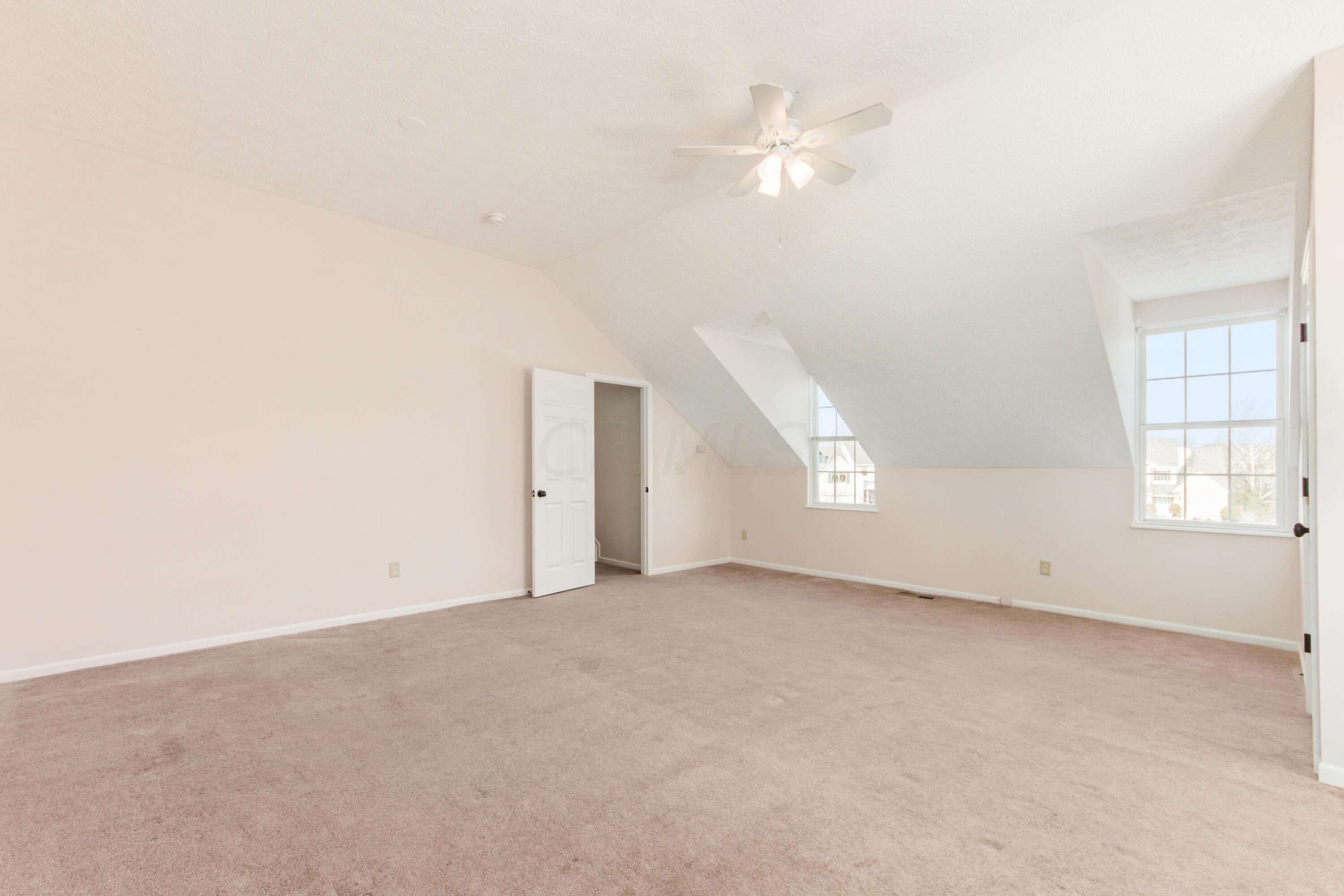 2538 Roe Drive