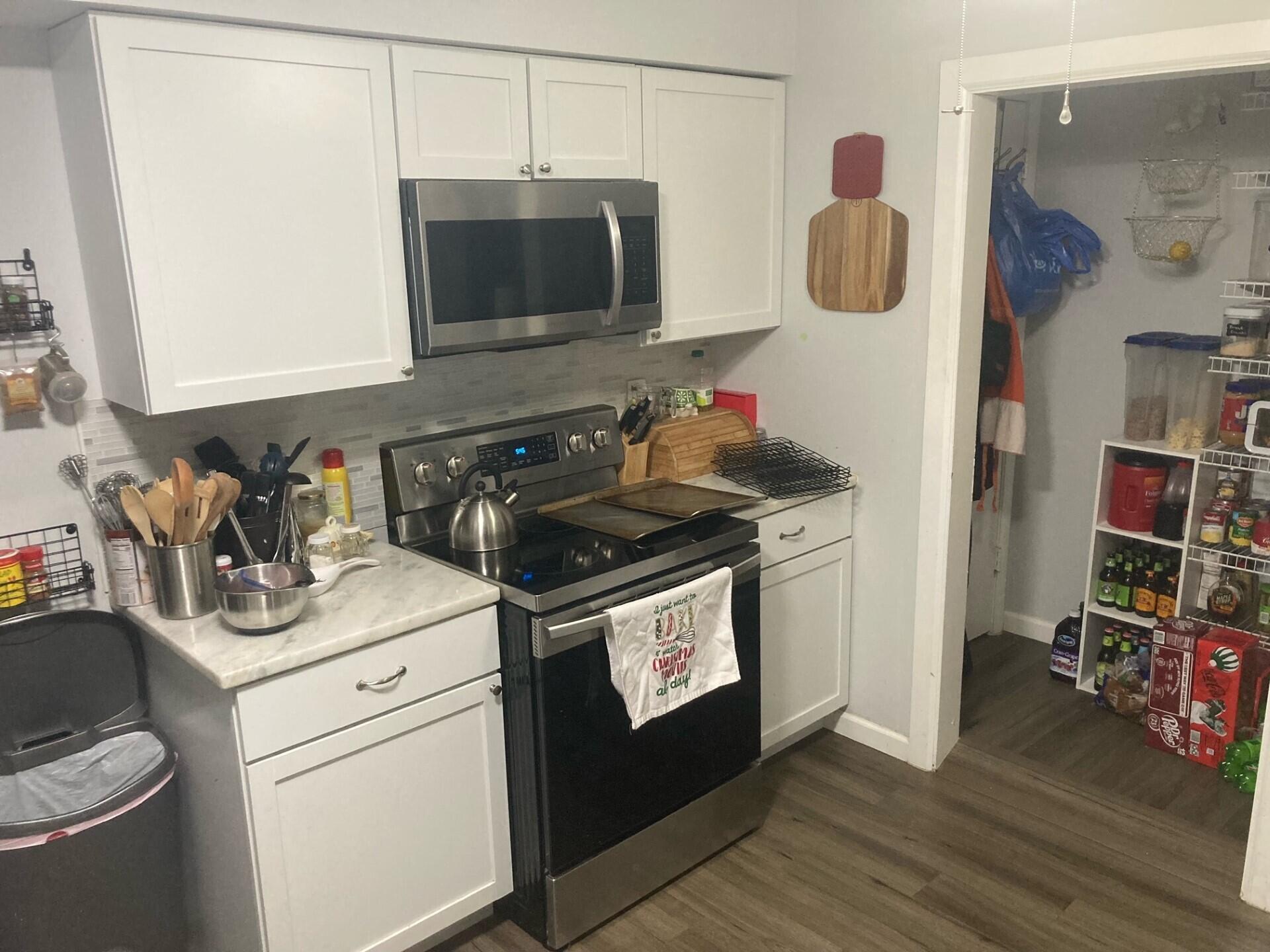 2165 Brentnell Avenue