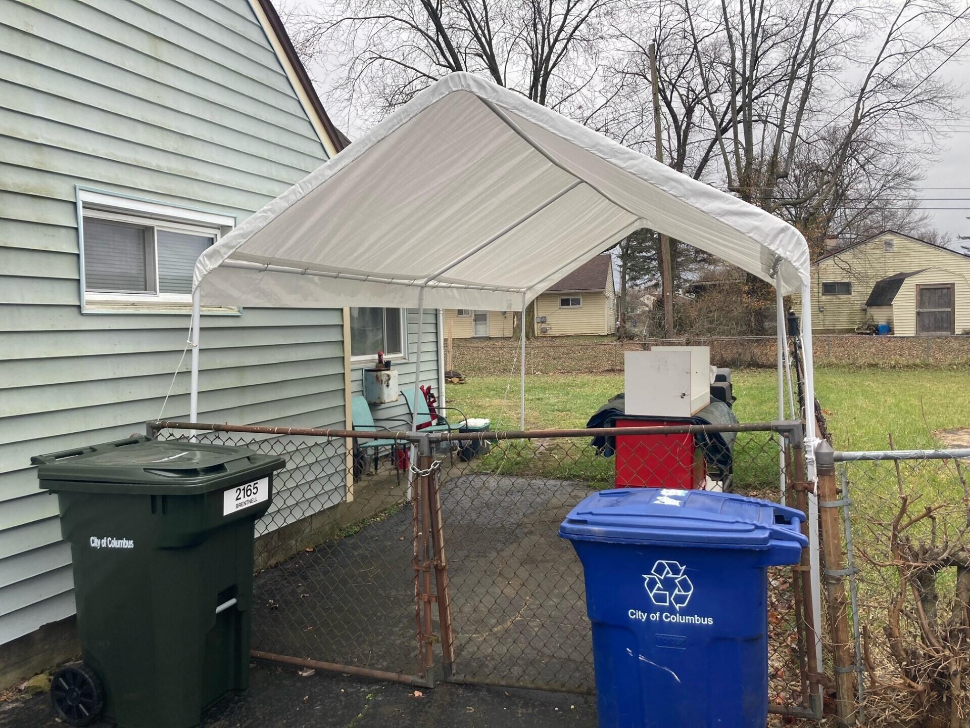 2165 Brentnell Avenue