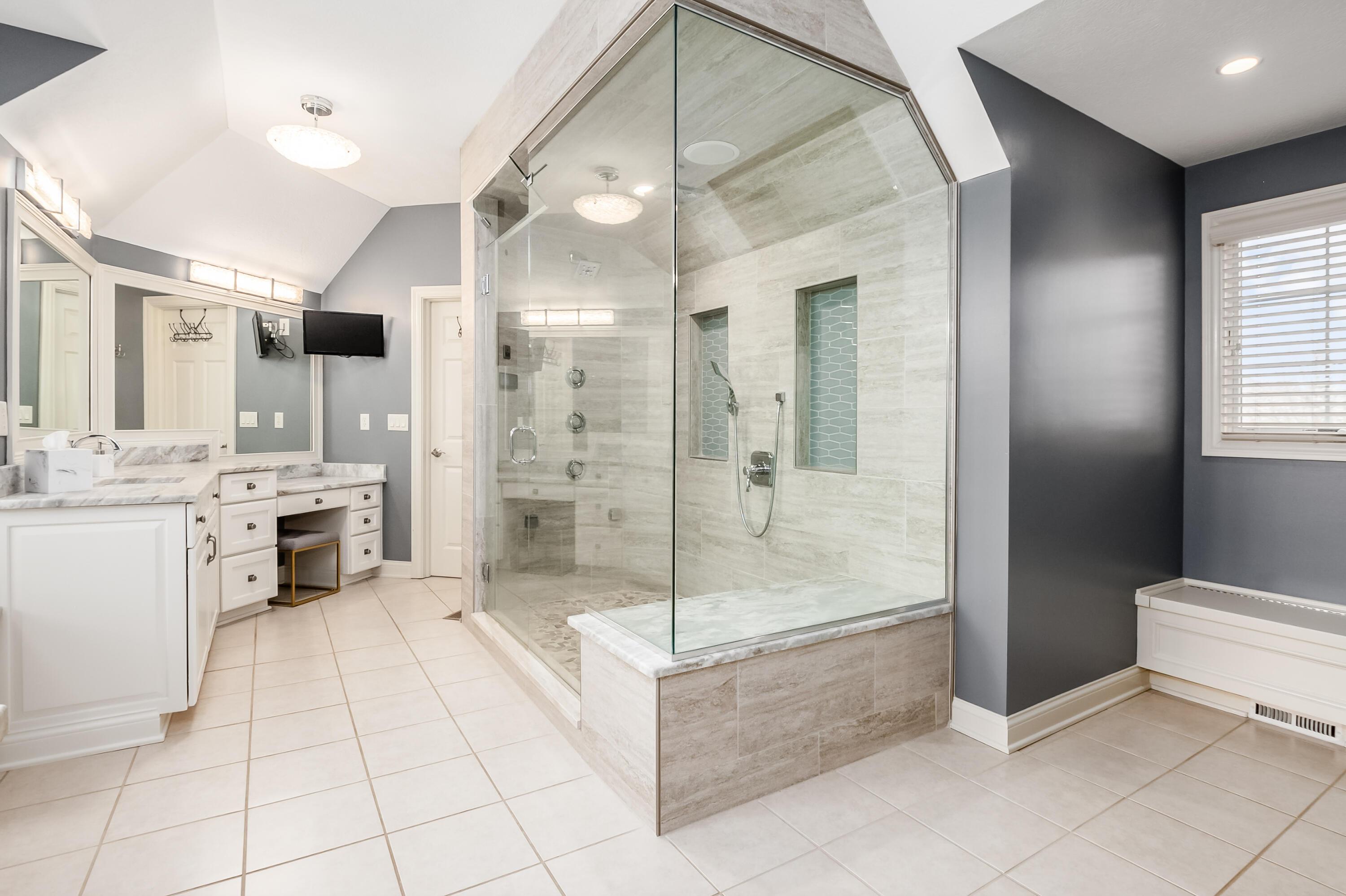 10101 Archer Lane