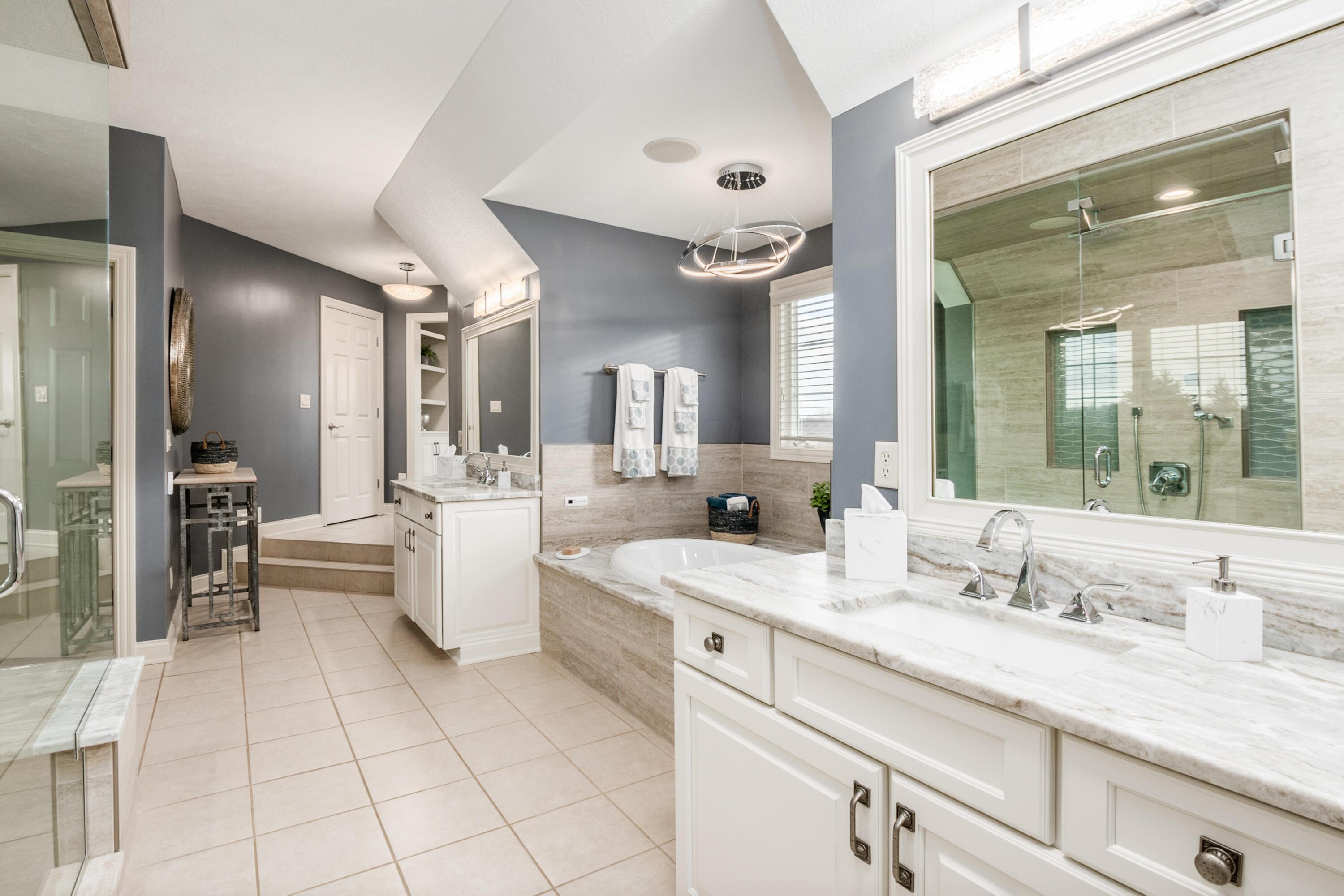 10101 Archer Lane