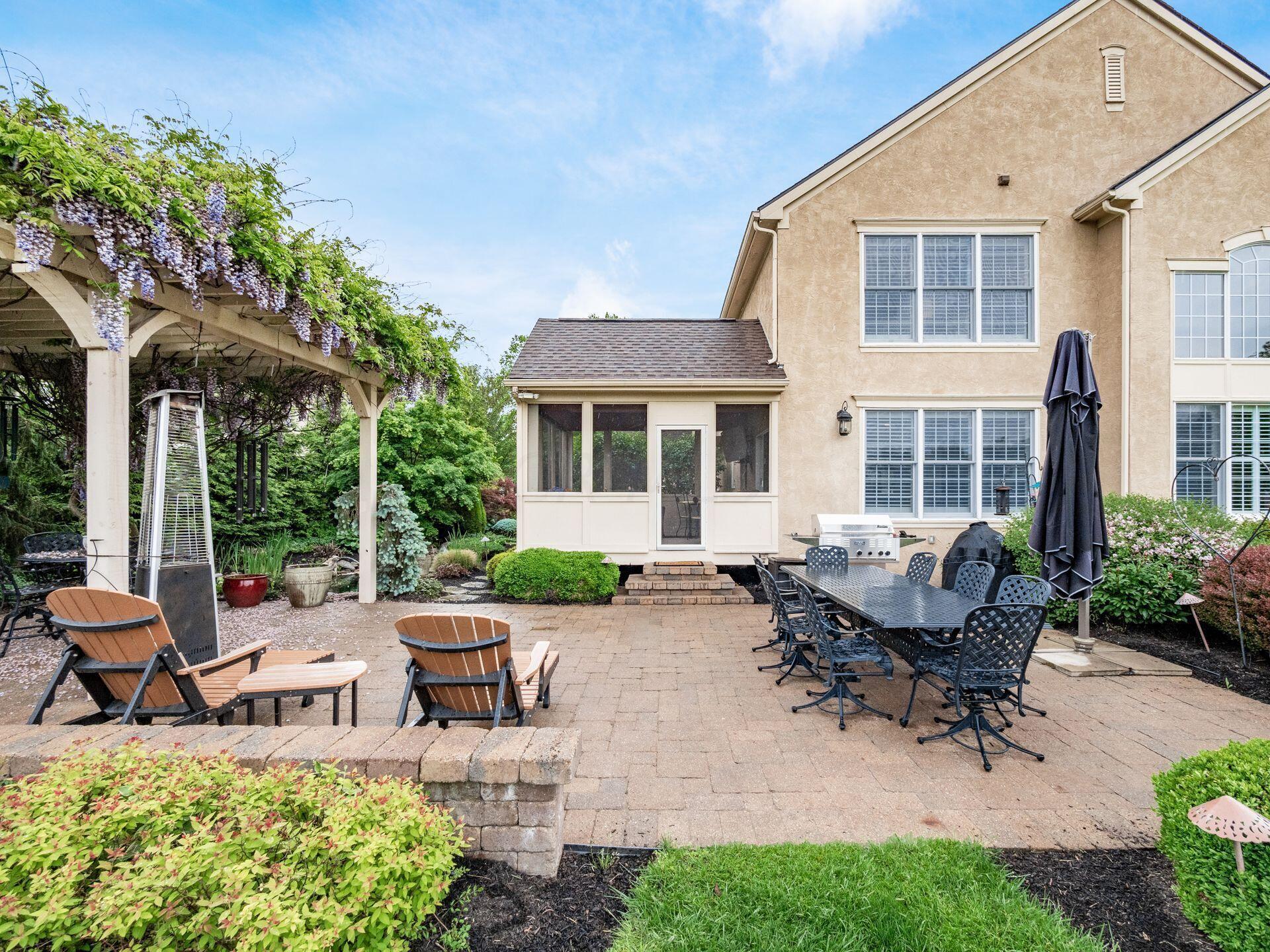 10101 Archer Lane