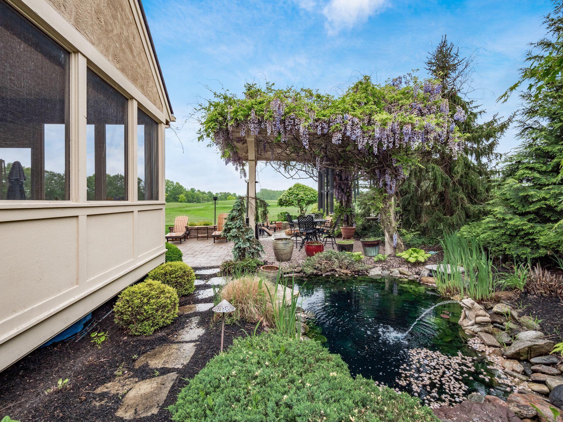 10101 Archer Lane