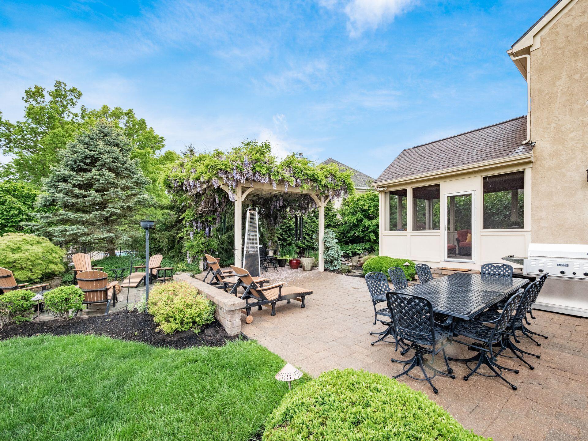 10101 Archer Lane