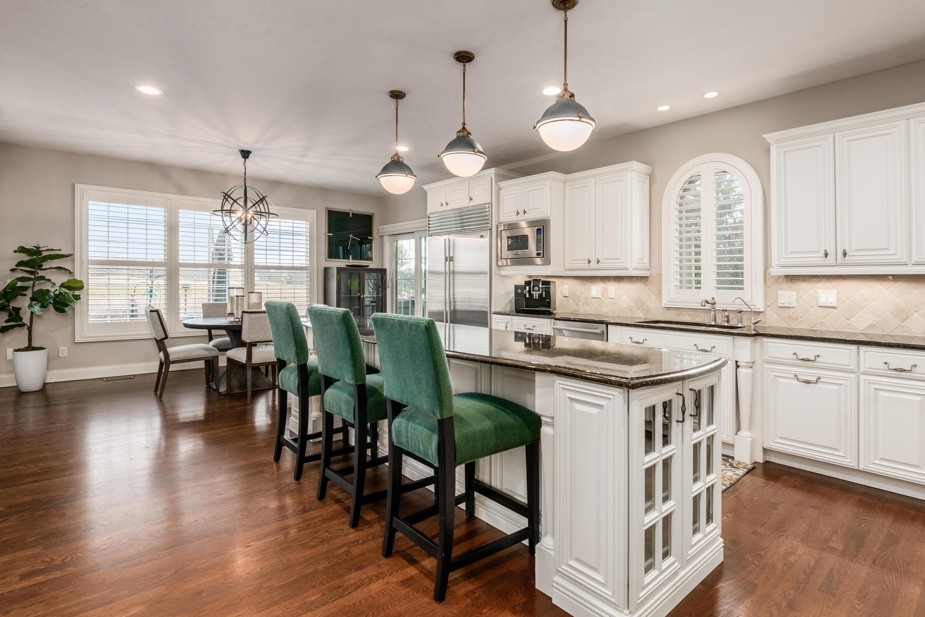10101 Archer Lane
