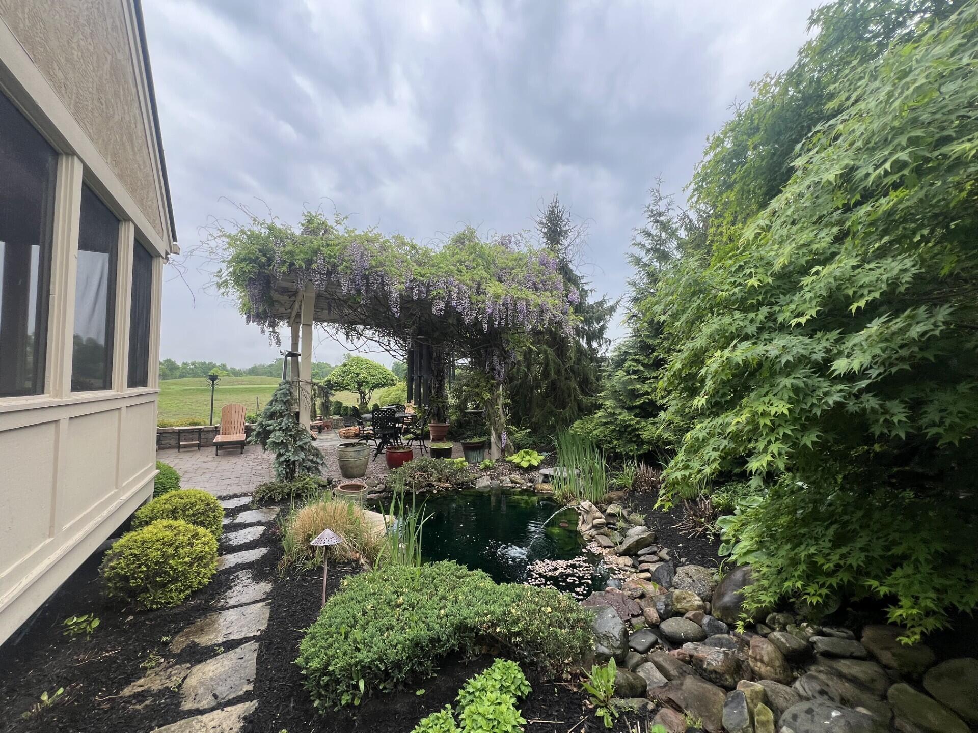 10101 Archer Lane