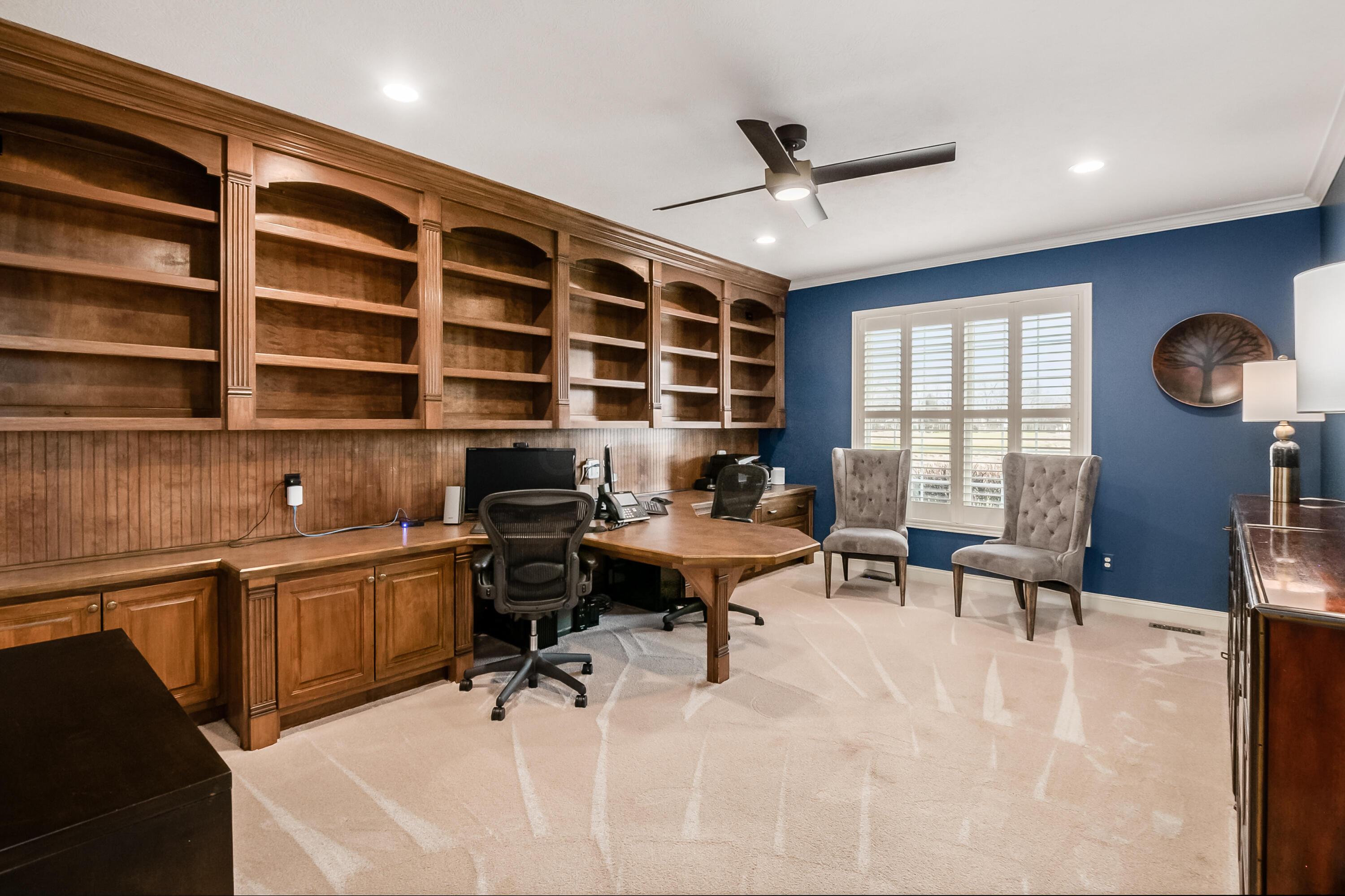 10101 Archer Lane
