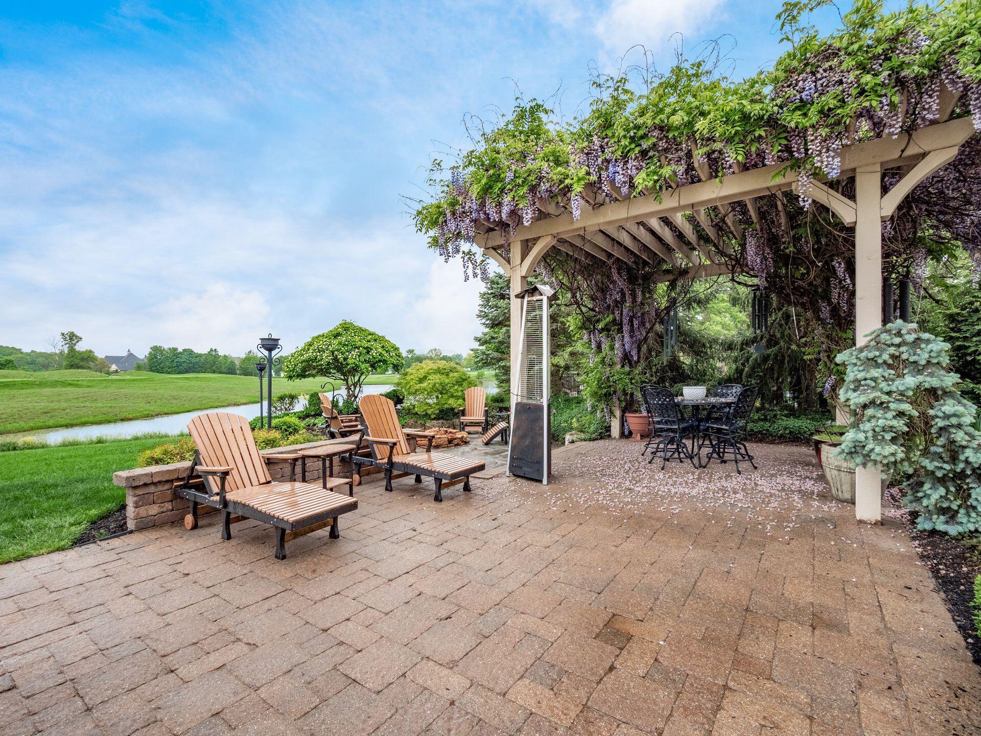 10101 Archer Lane