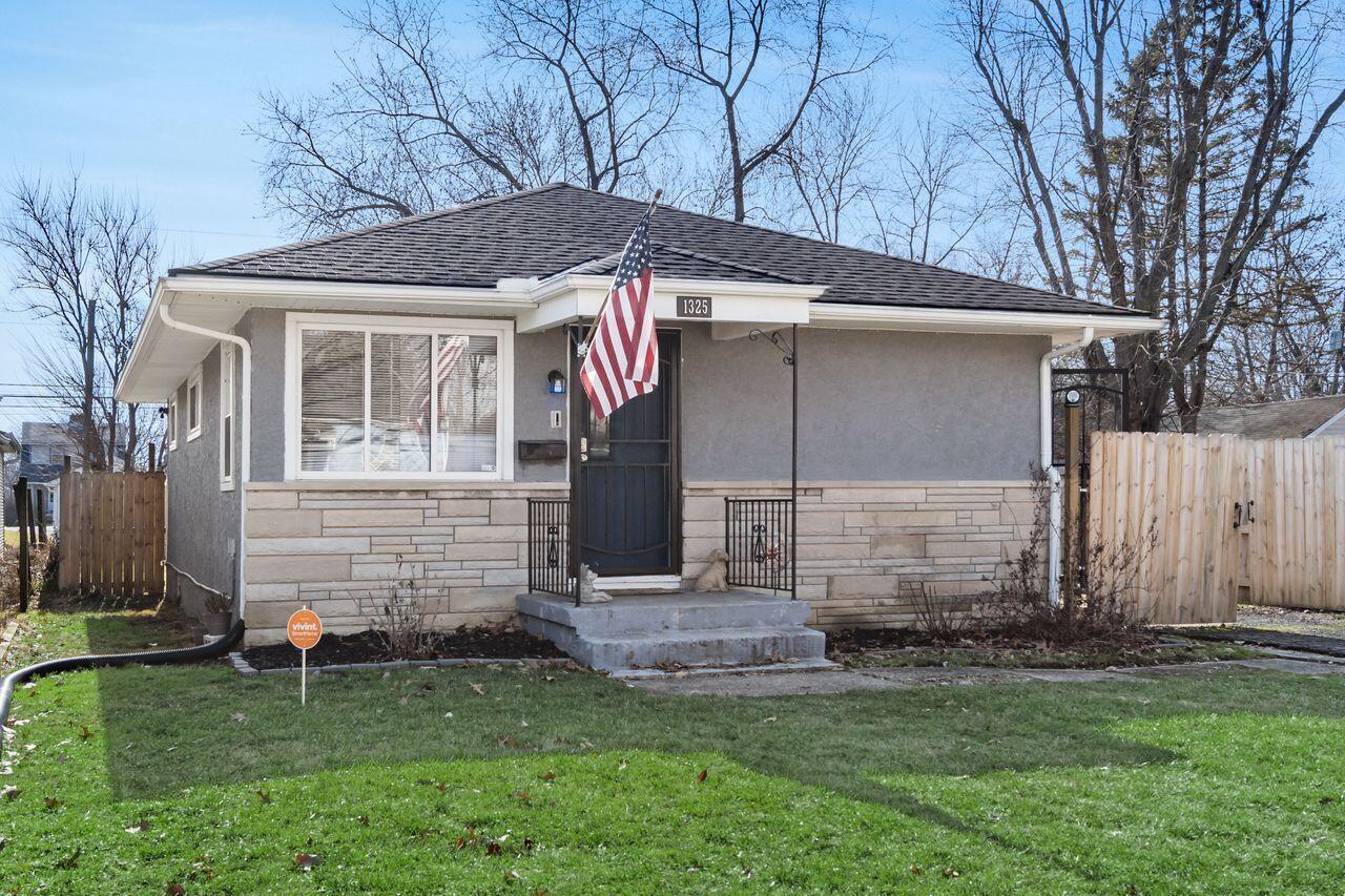 1325 Melrose Avenue
